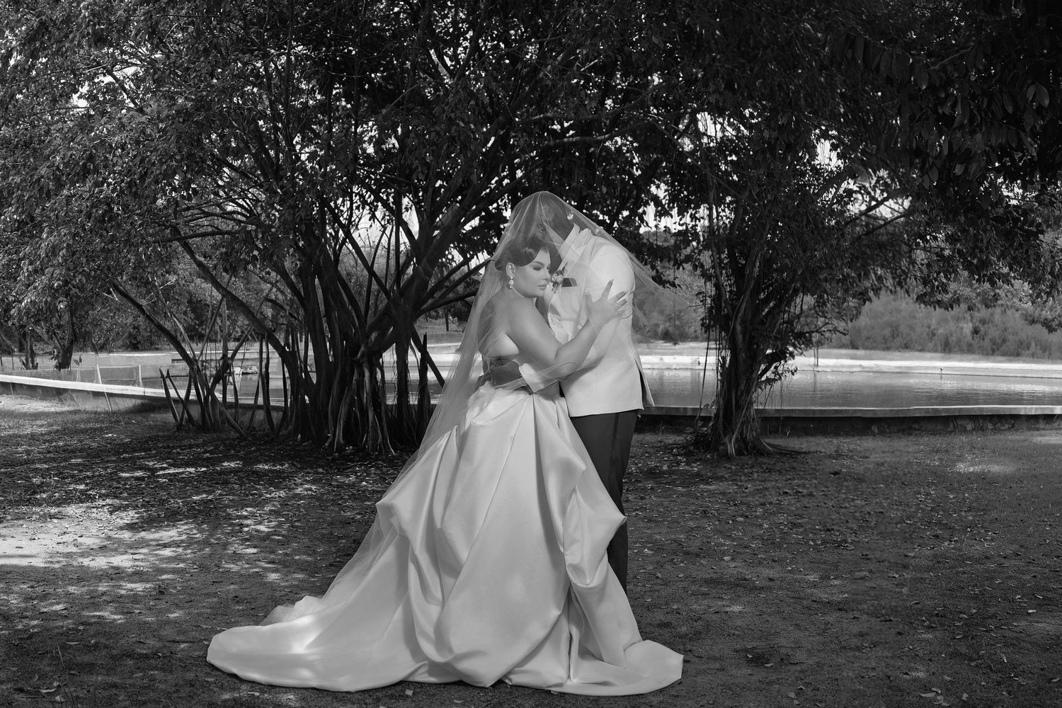 bride and groom on wedding day, photographed by Anny Productions Photography.