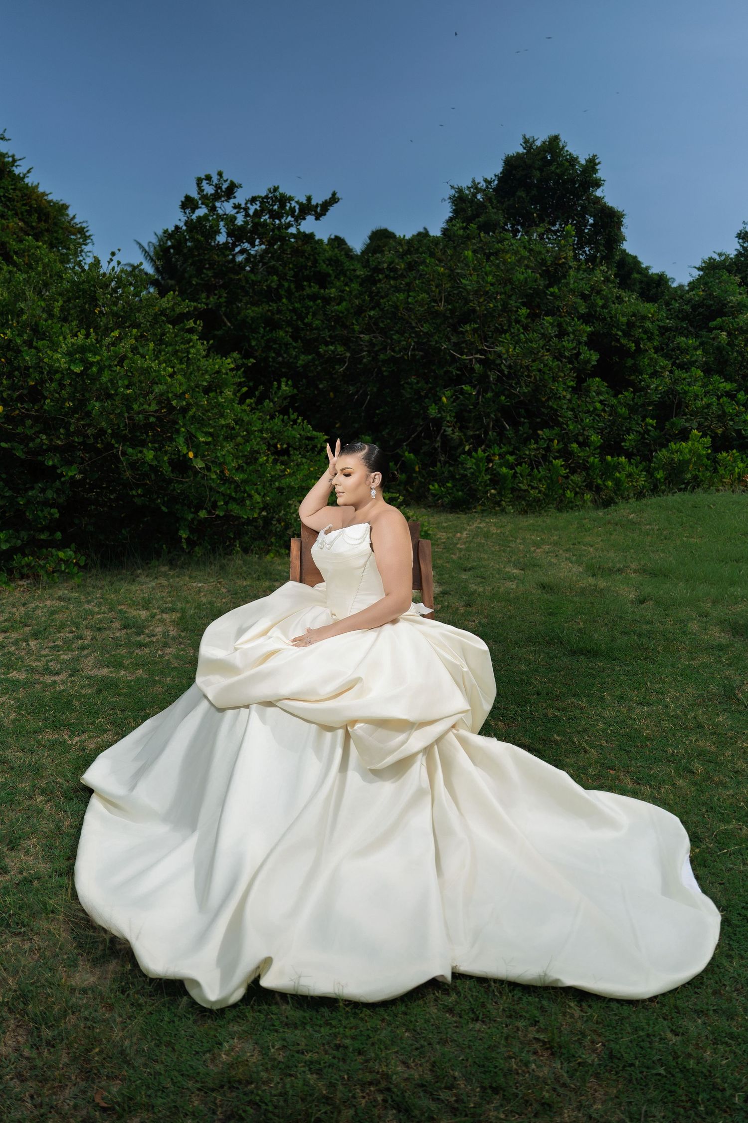 bride portrait in a garden, photographed by Anny Productions Photography.