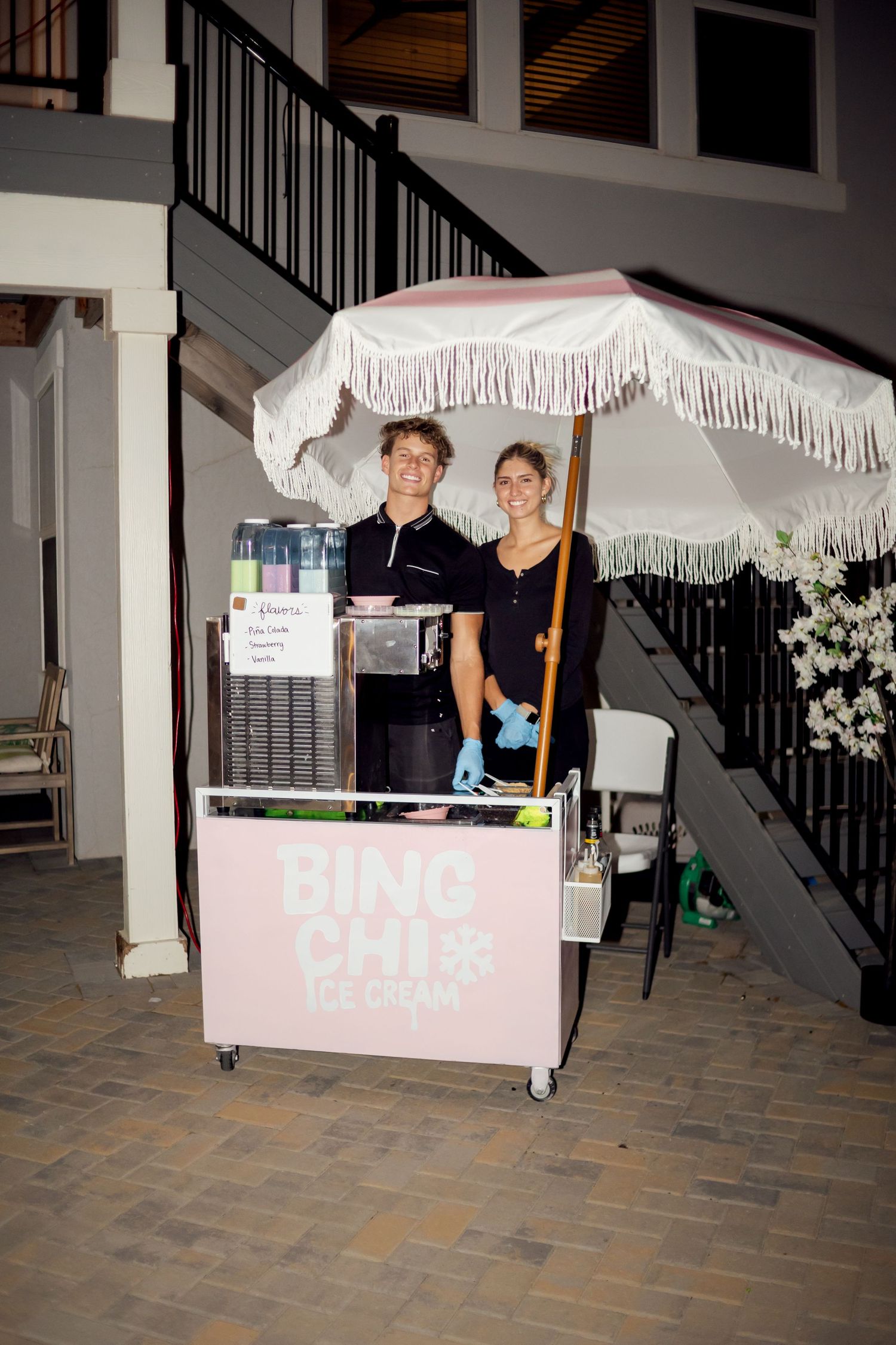 ice cream cart at evening wedding ceremony dinner