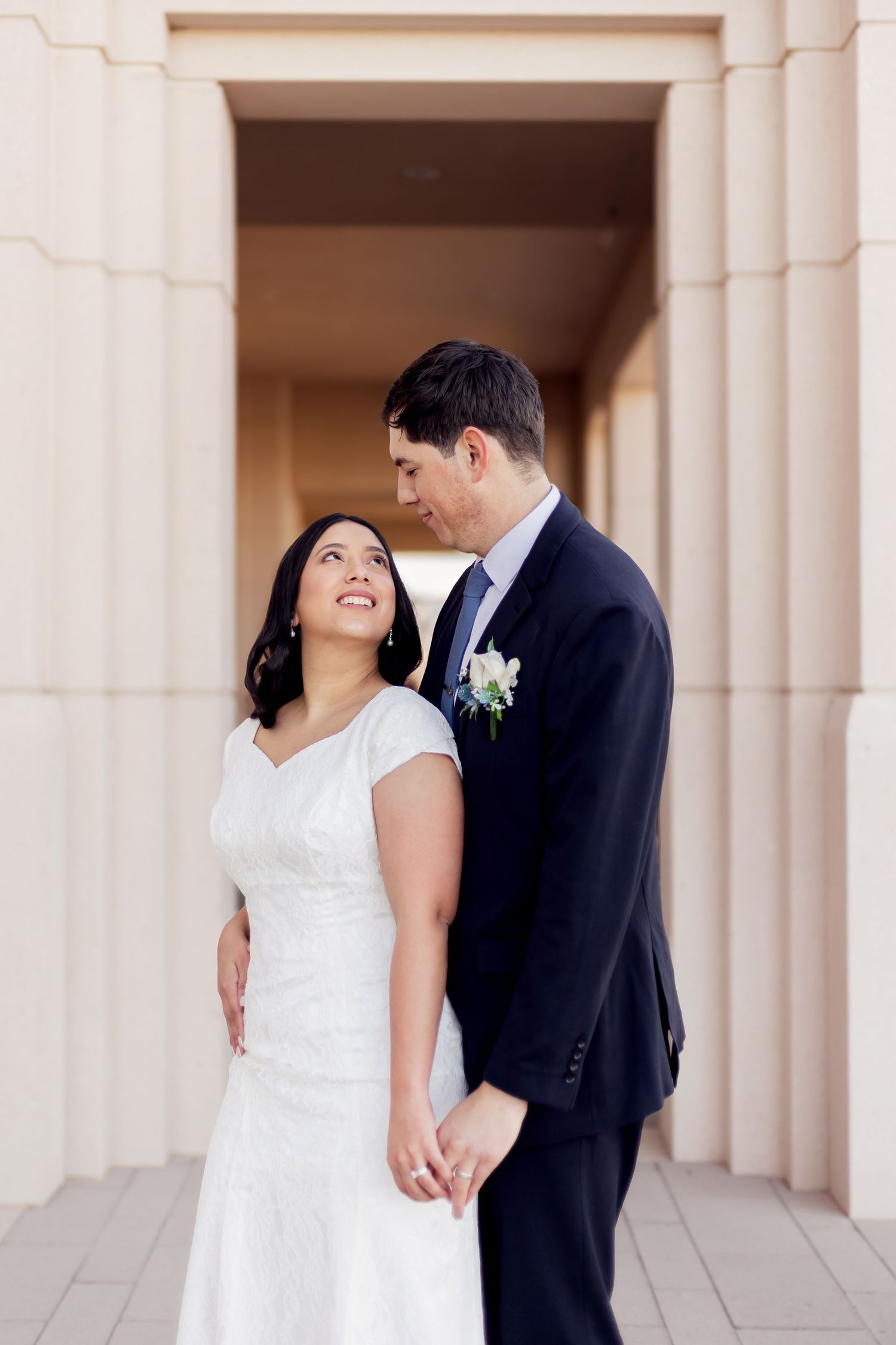 elegant couple at missouri wedding