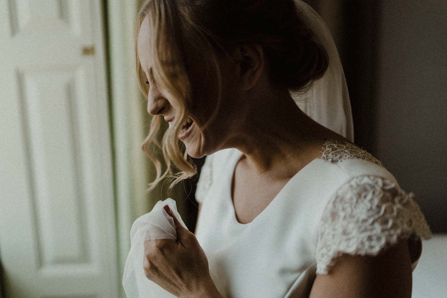 bride portrait natural light villa foz hotel porto