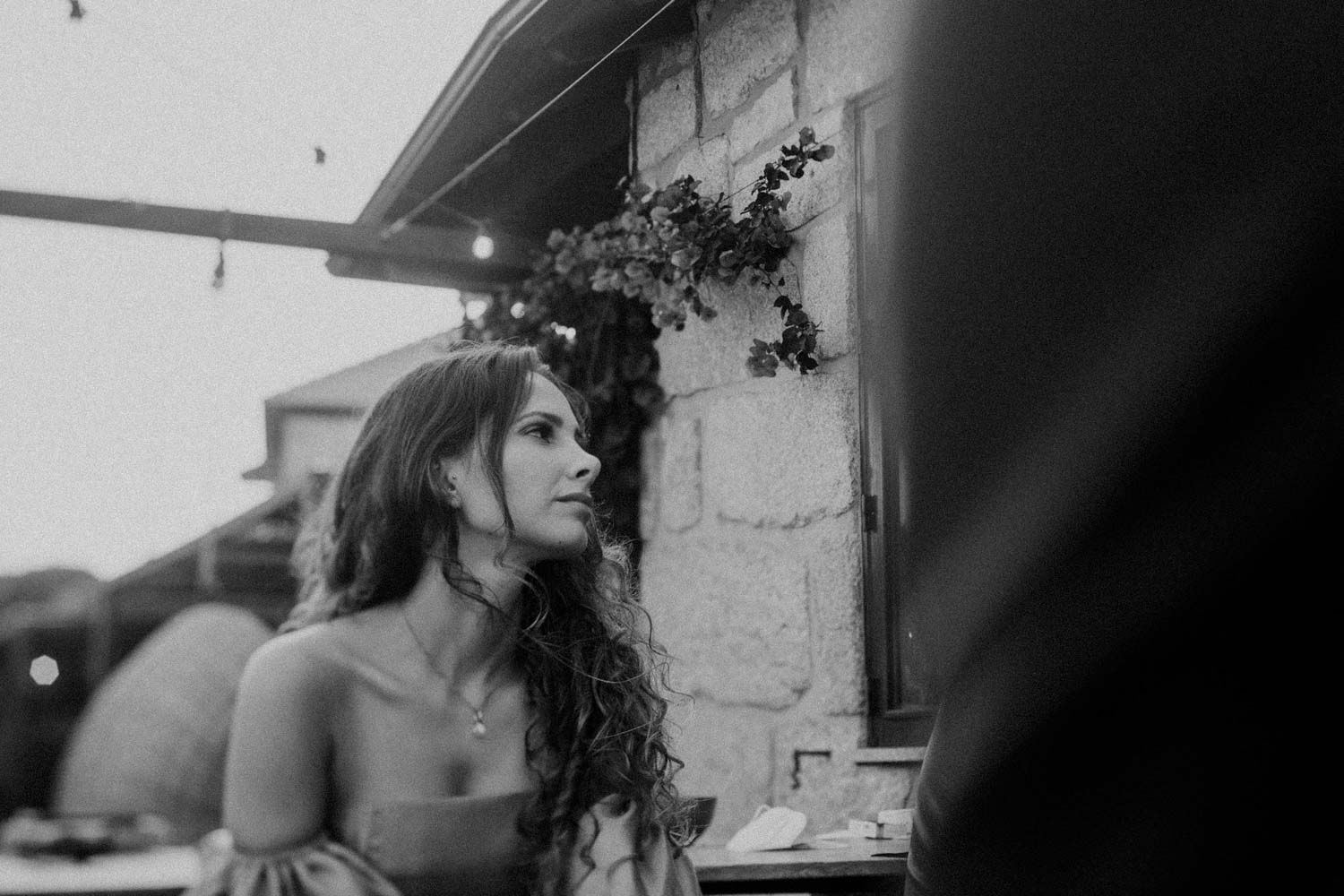 quinta do avesso wedding guest portrait porto portugal