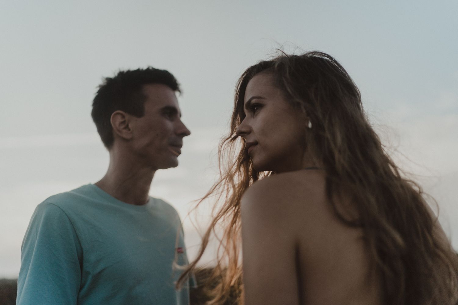 Engagement video in Porto, Portugal – natural and cinematic wedding storytelling