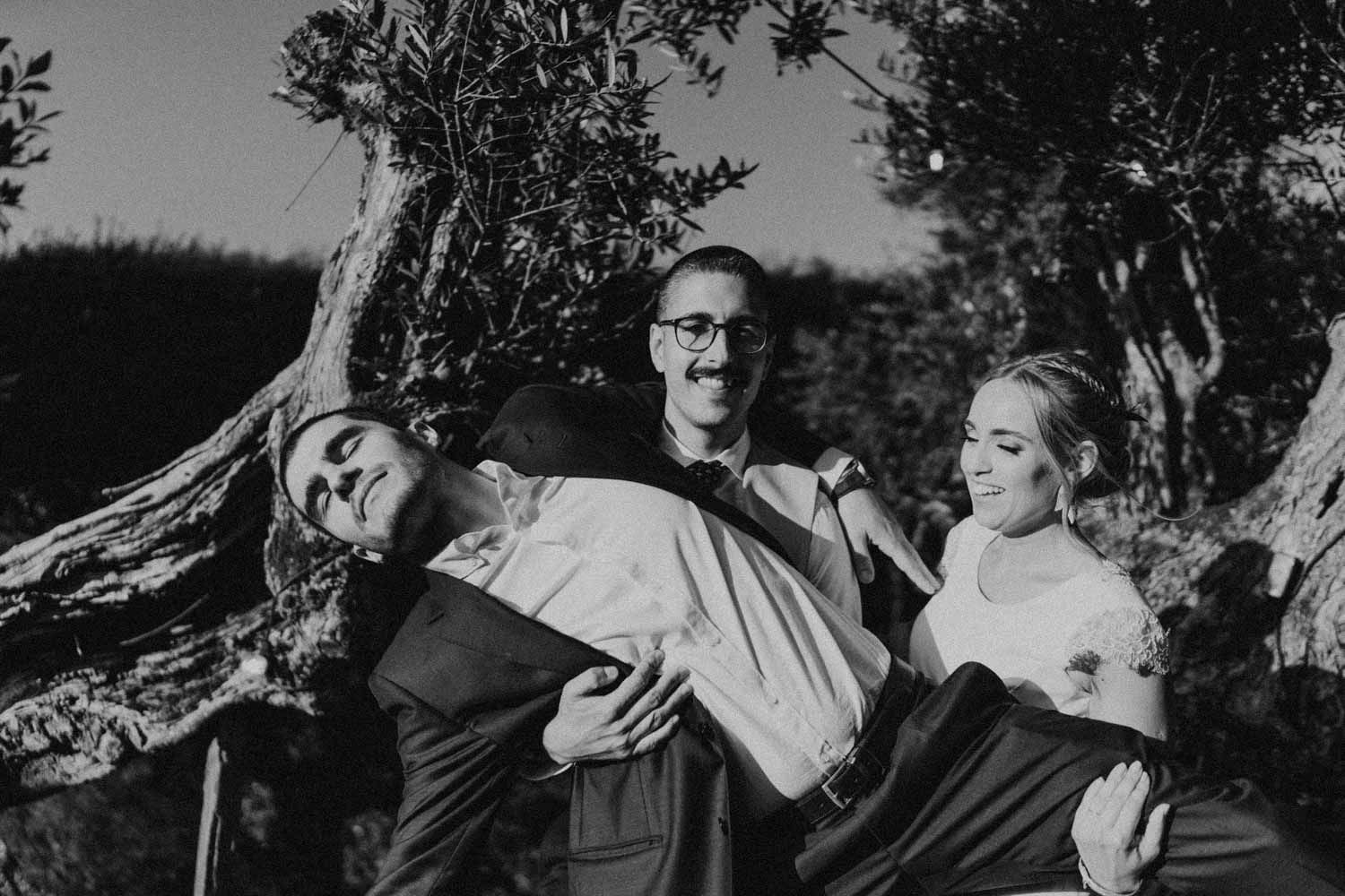 quinta do avesso wedding guests candid porto portugal