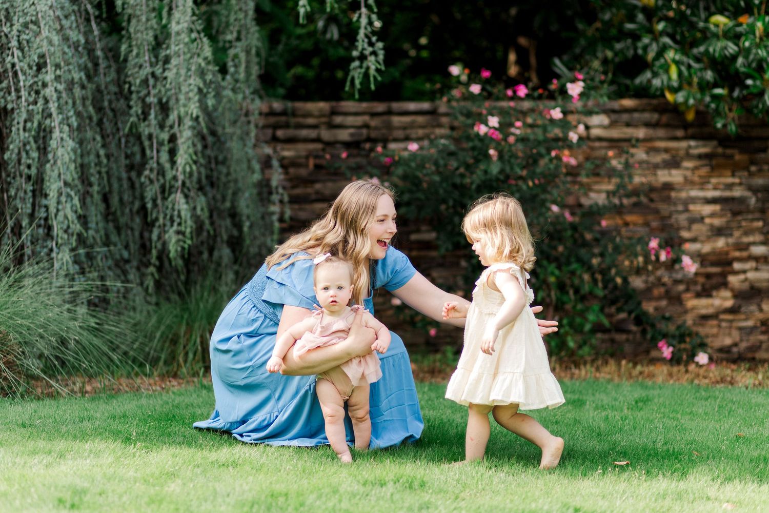 Family photos at the Botanical Gardens in Clemson, SC