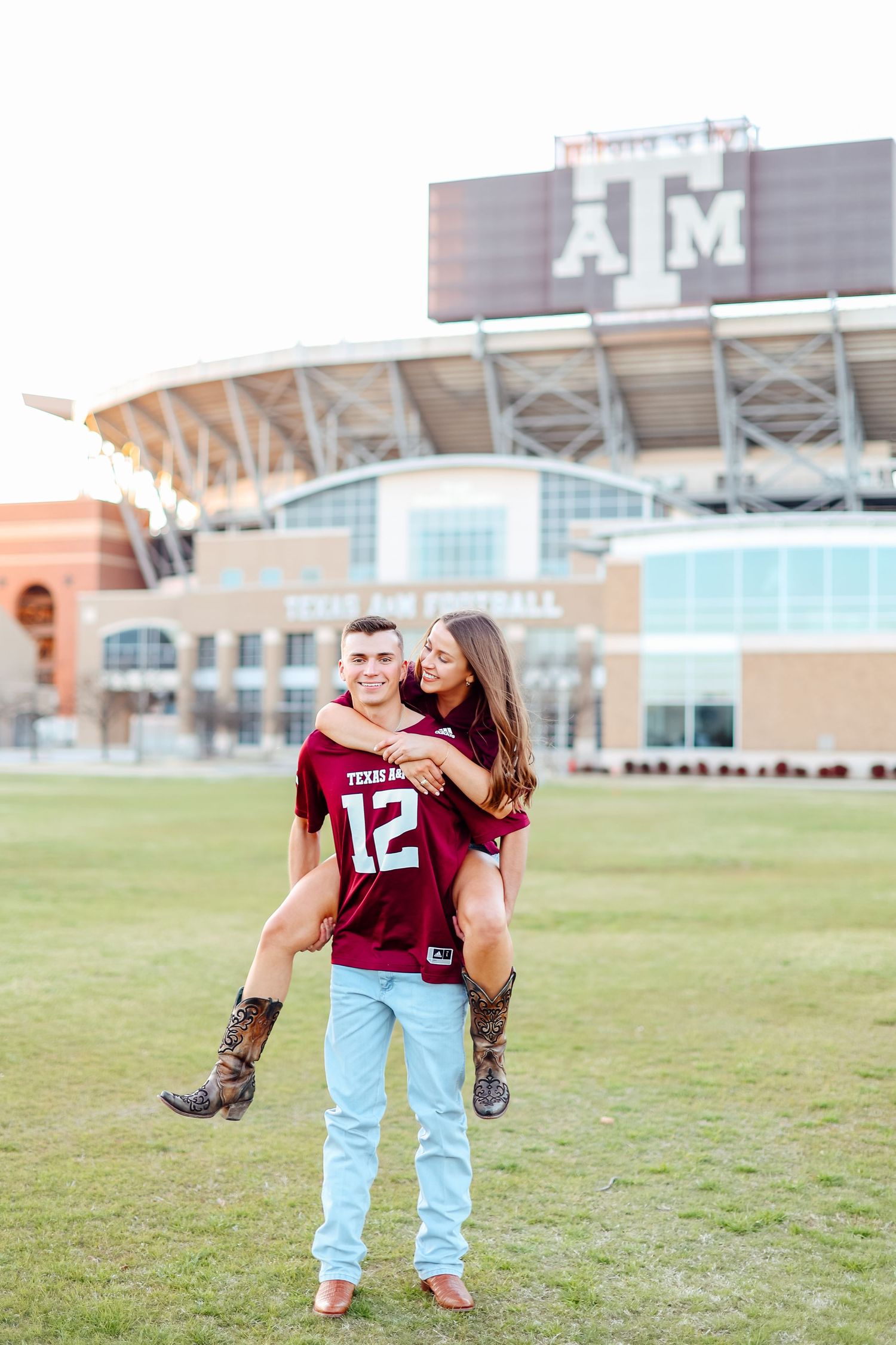 College senior photos featuring timeless, modern portraits captured by a DFW senior photographer