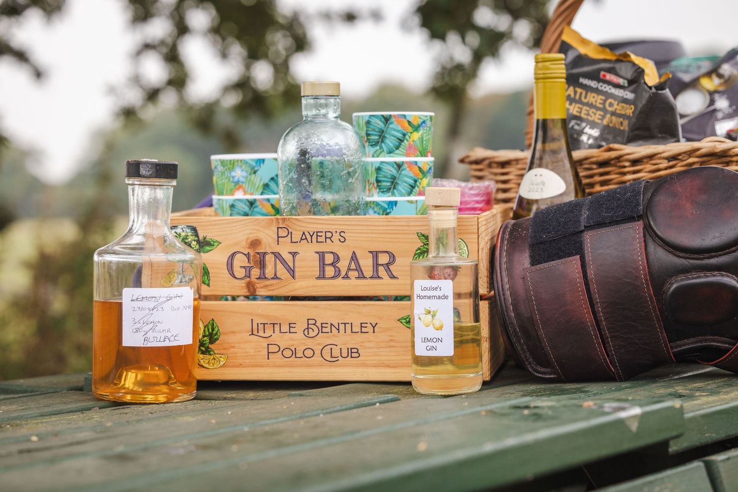 Polo Gin Bar!