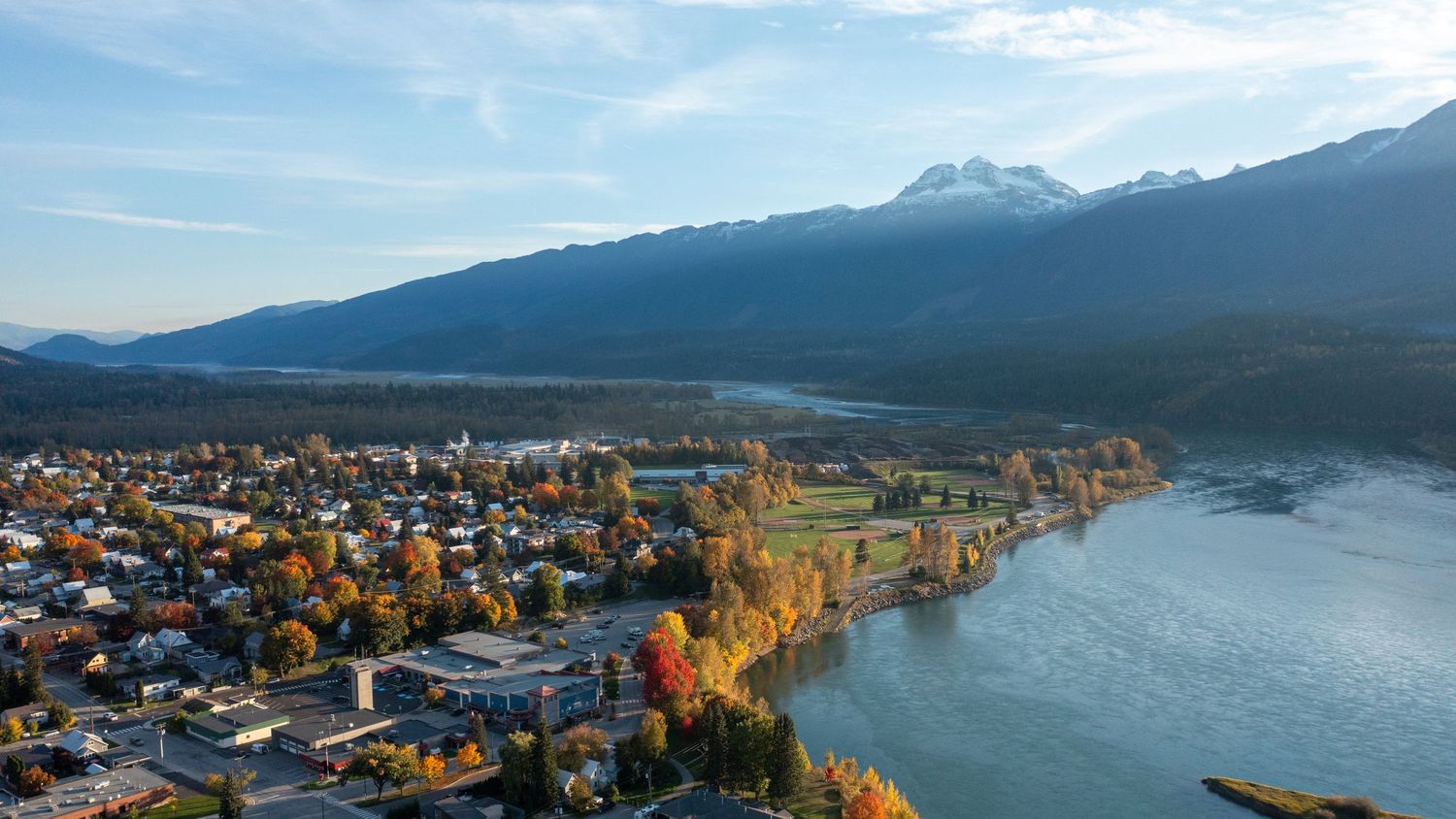 High-resolution drone photography of wilderness landscape in Revelstoke Revelstoke drone photography, aerial videography Revelstoke, drone f