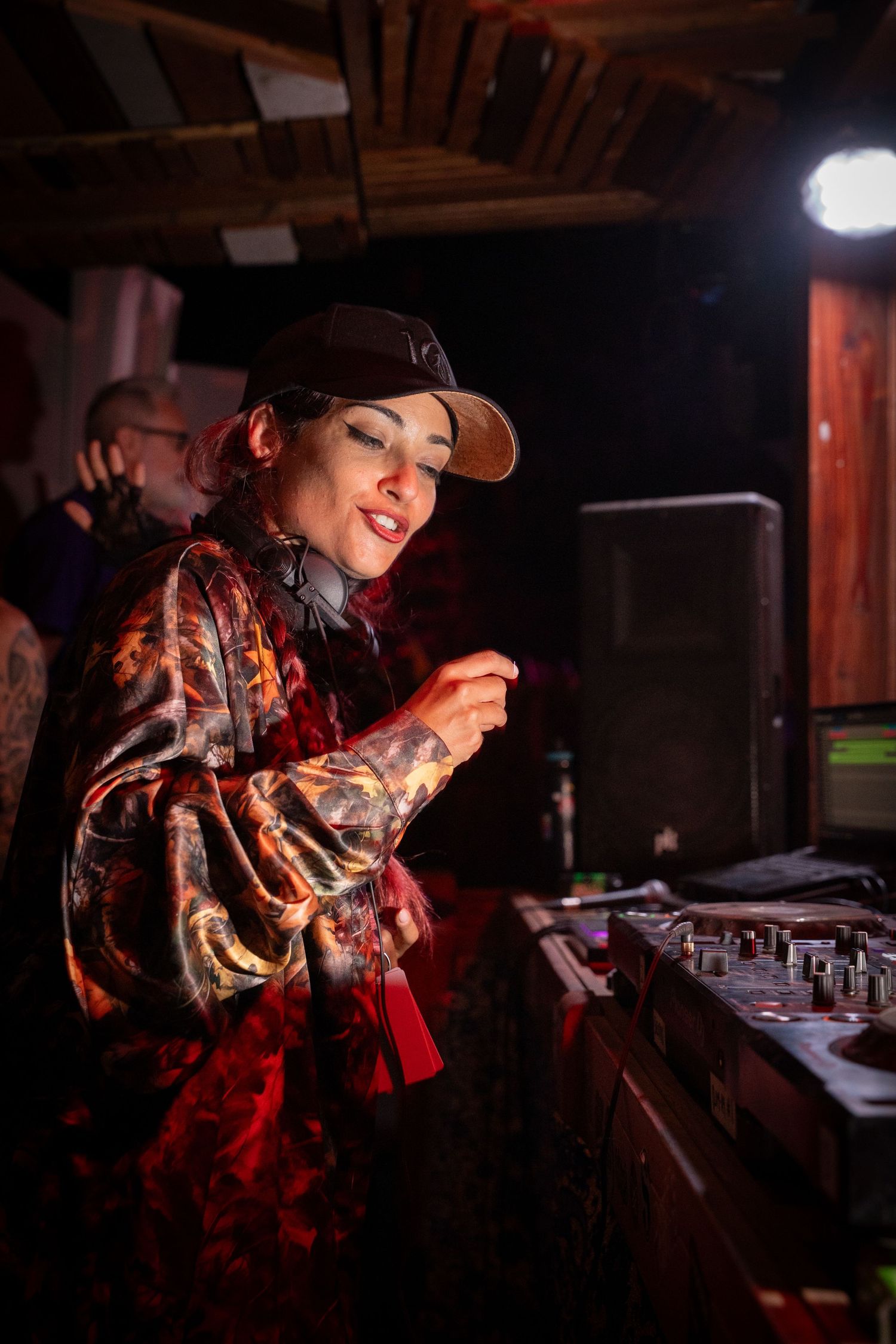 DJ SIVZ Wicked woods 2025 artist photography at event by mike graves Revelstoke BC event photographer, music festival photography,