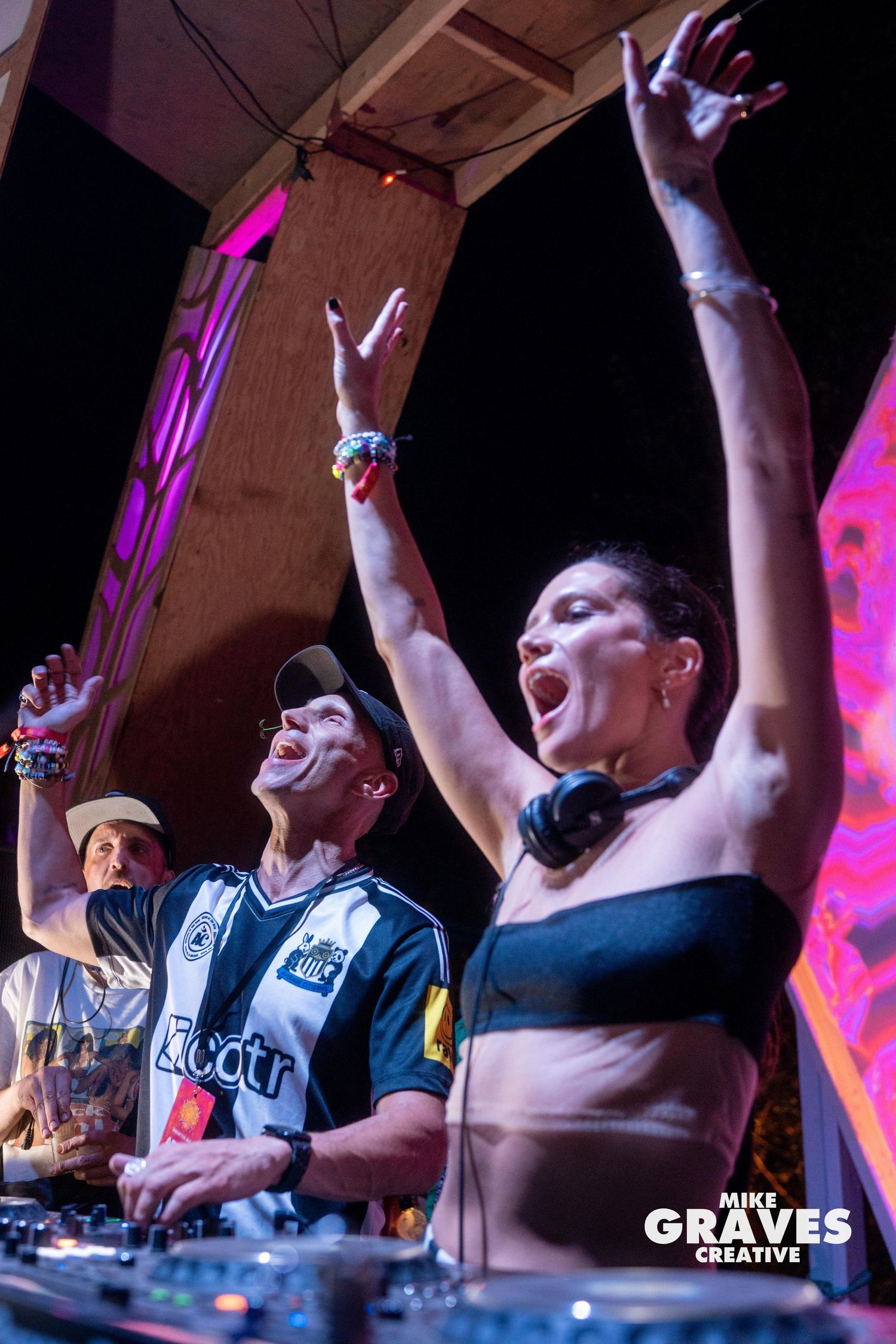 Average citizens at electric love music festival 2025 DJ photography by mike graves event coverage, professional event recap images