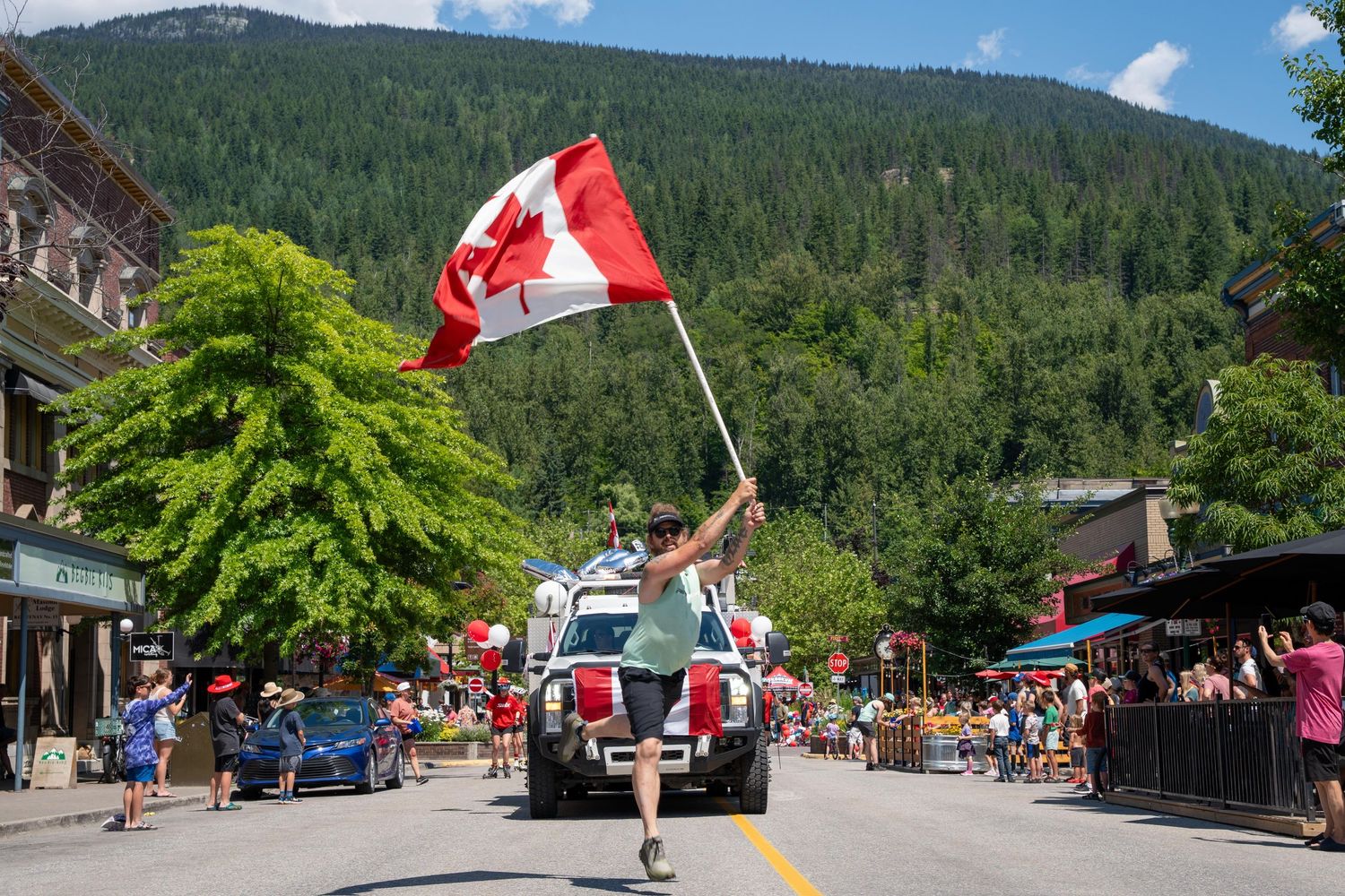 Canada day revelstoke bc crowd and performer photography, Revelstoke event documentation