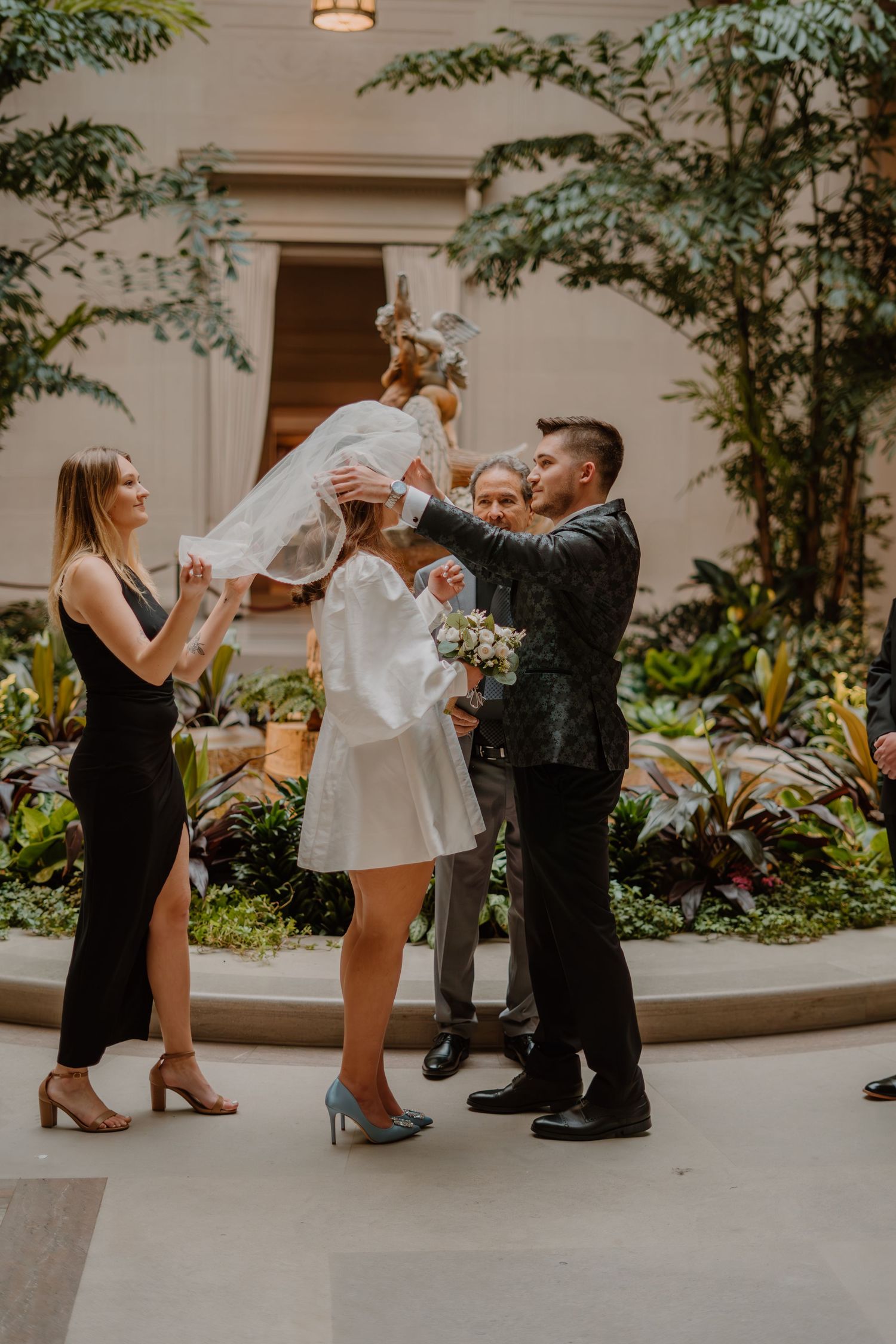 elopement-national-gallery-of-art-washington-dc-31