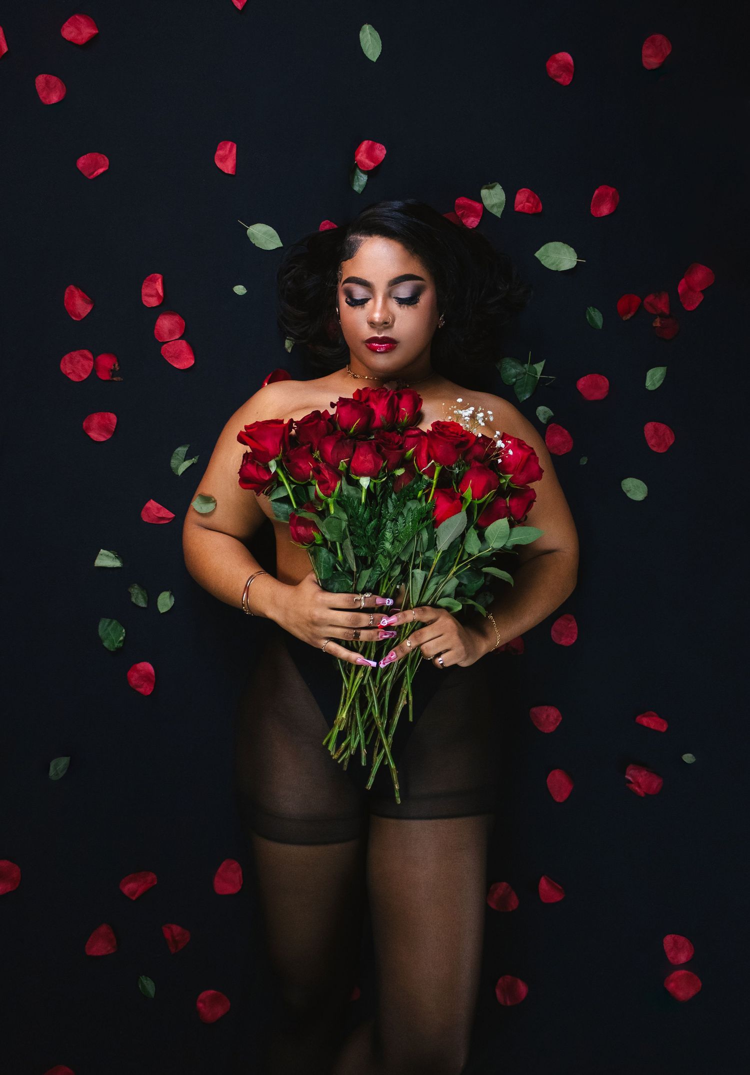 Artistic photo series shows red roses and scattered petals against dark background in romantic Valentine's day composition.