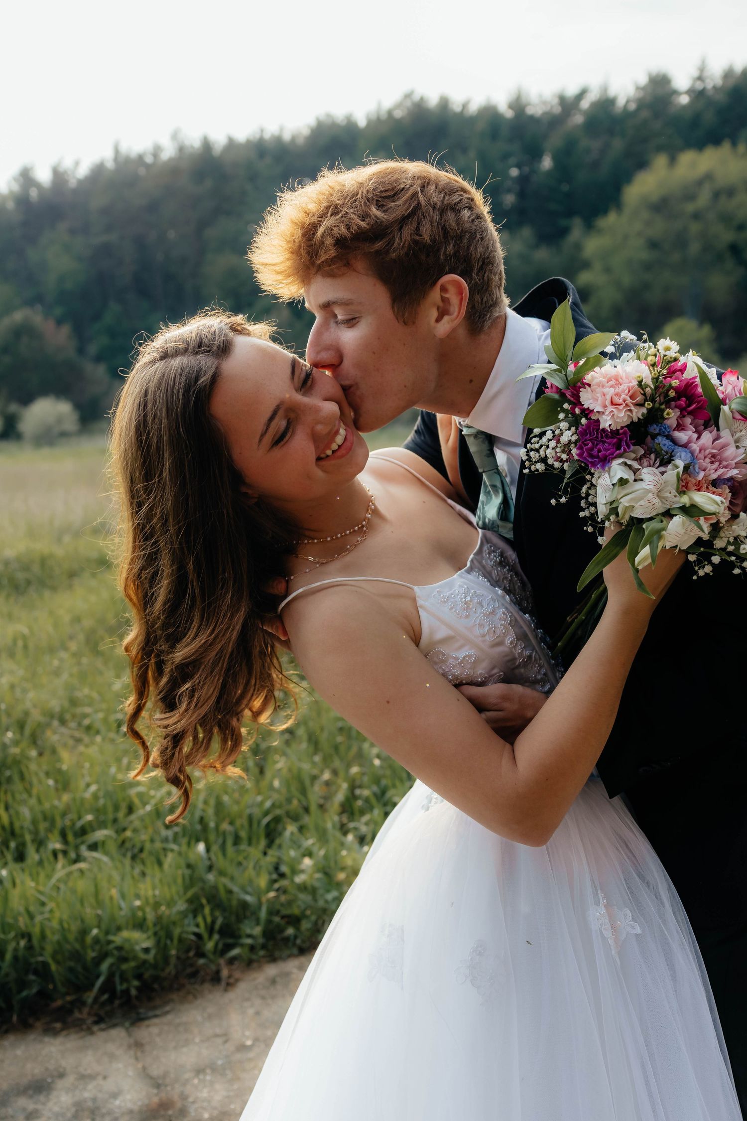 Outdoor wedding photos 
Photo by: Lydia Rae Photography