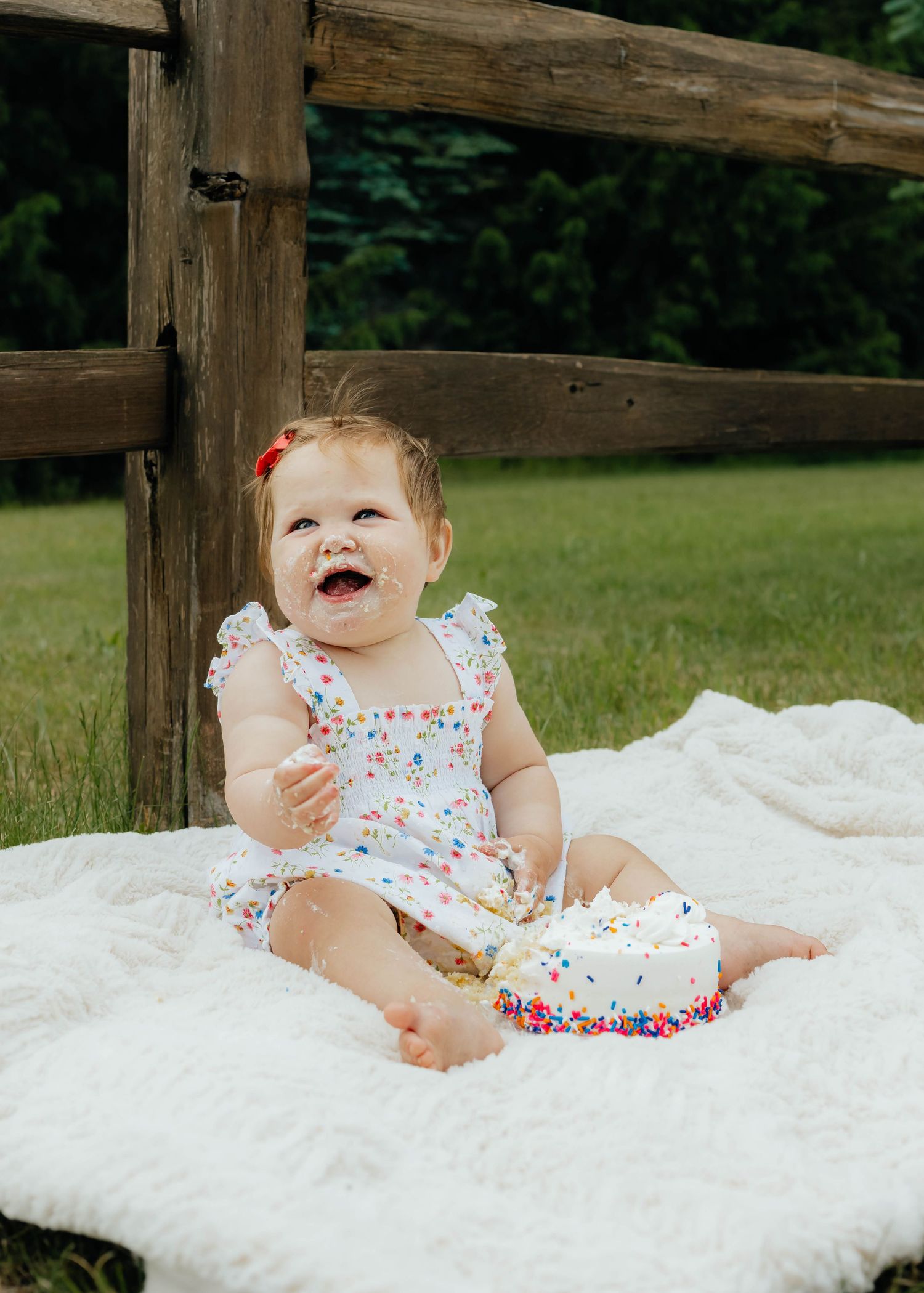1 year old cake smash Milestone photos 
big rapids mi
west Michigan photographer 
photo by: Lydia Rae Photography
