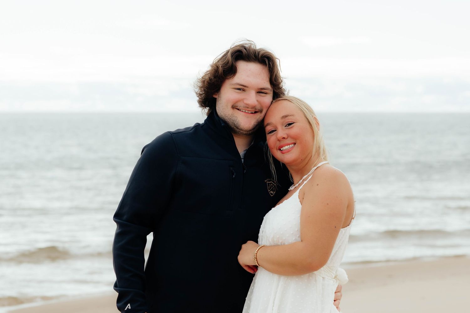 Couples beach photo inspiration
Photo By: Lydia Rae Photography