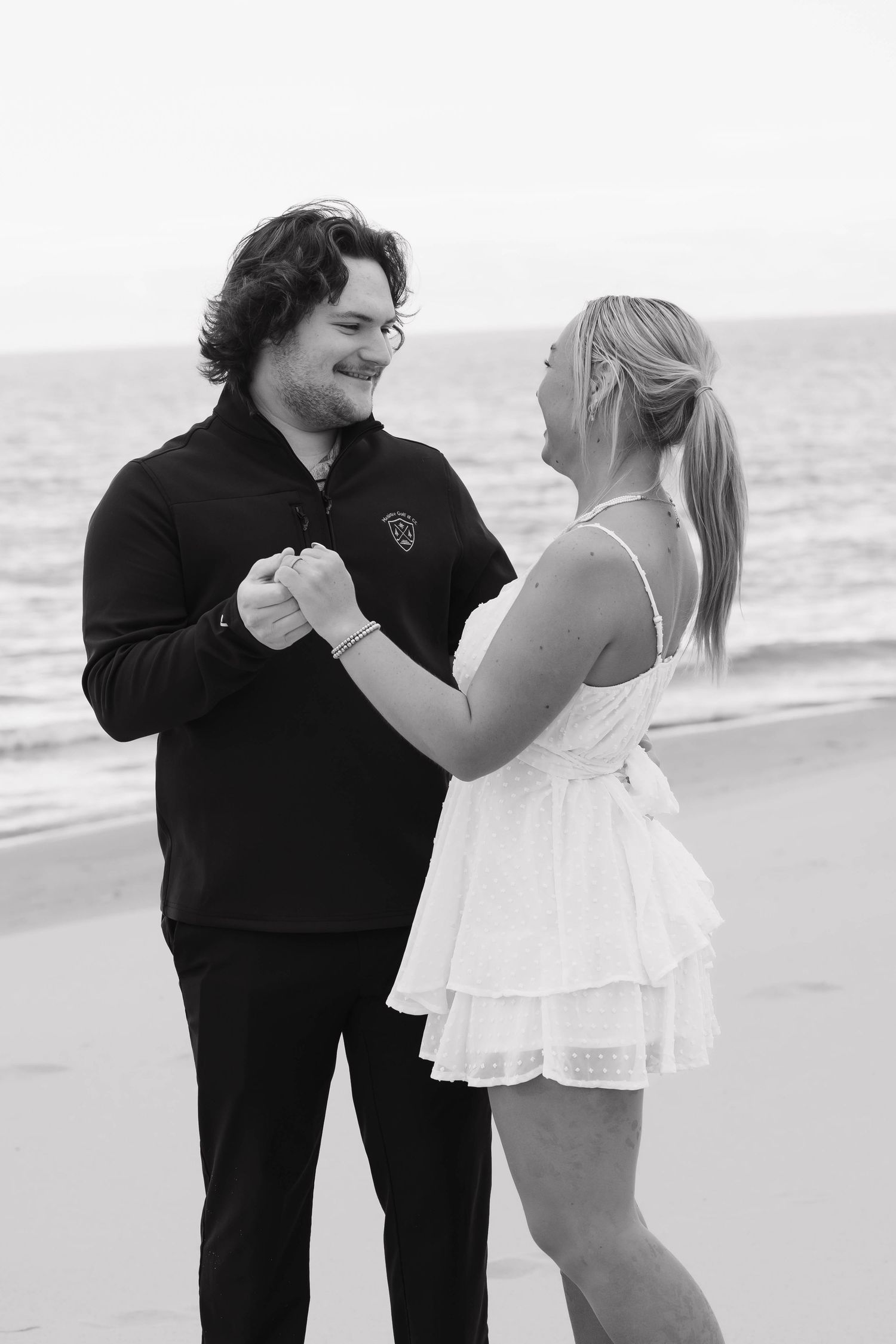 Couples beach photo inspiration
Photo By: Lydia Rae Photography