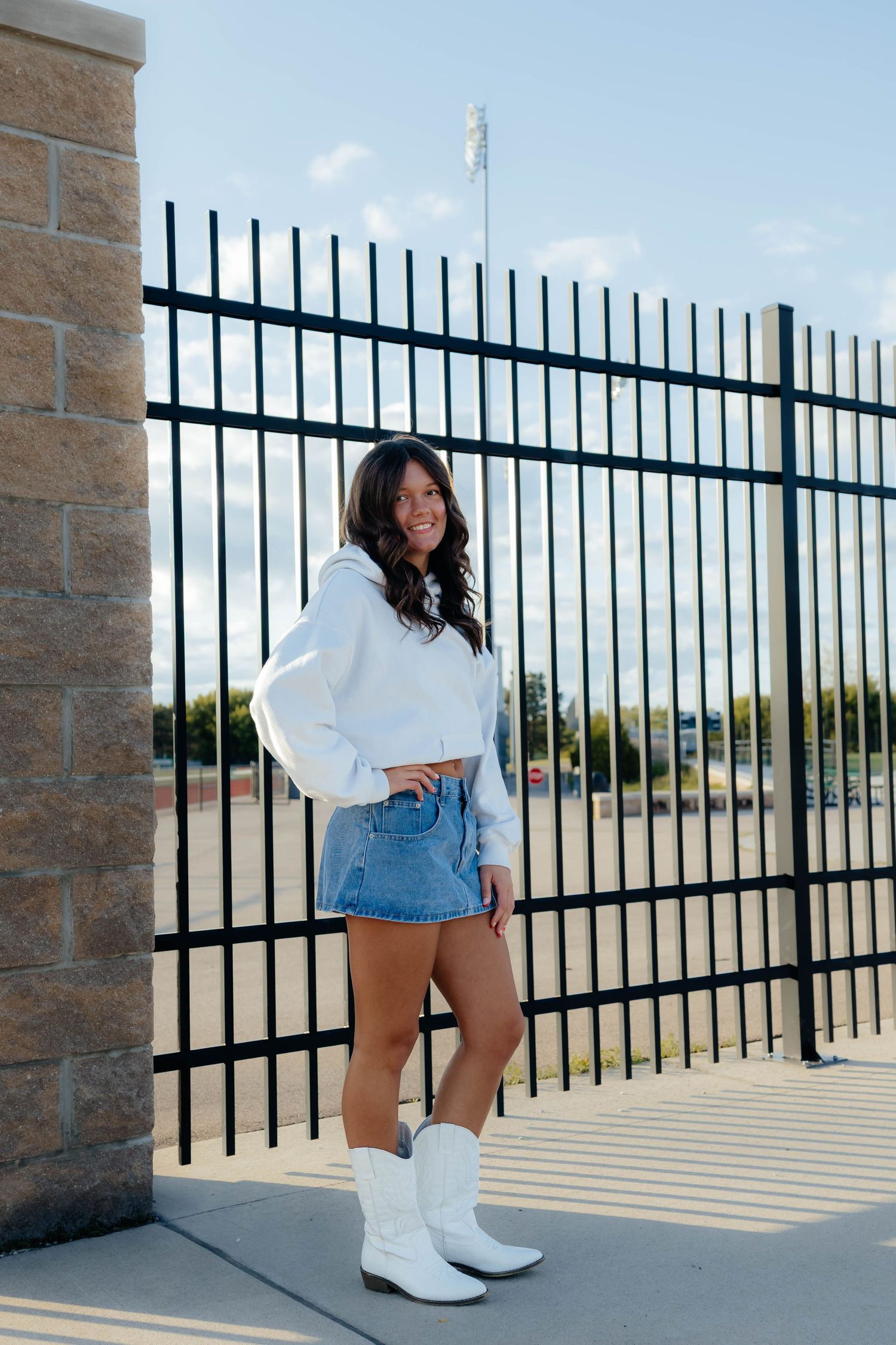 Senior girl grad photos
Cap and gown ideas
West michigan 
big rapids mi area
Photo by: Lydia Rae Photography