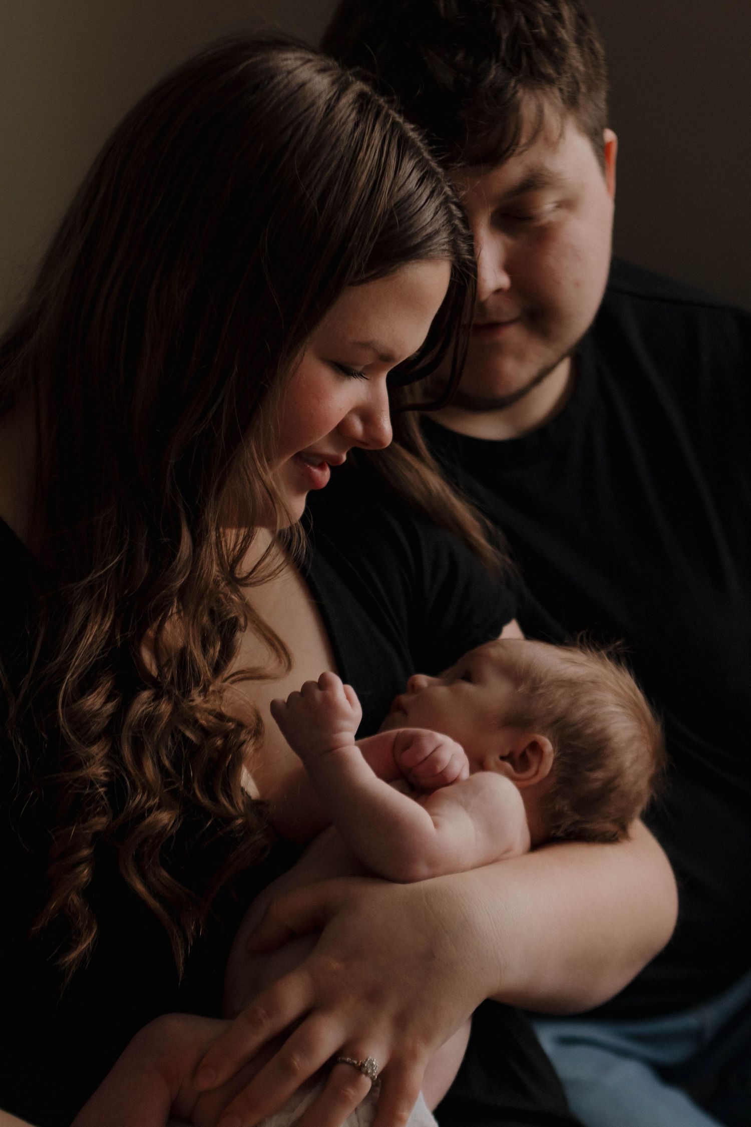 Lifestyle newborn photos
indoor inspiration poses
west michigan photographer
Photo By: Lydia Rae Photography