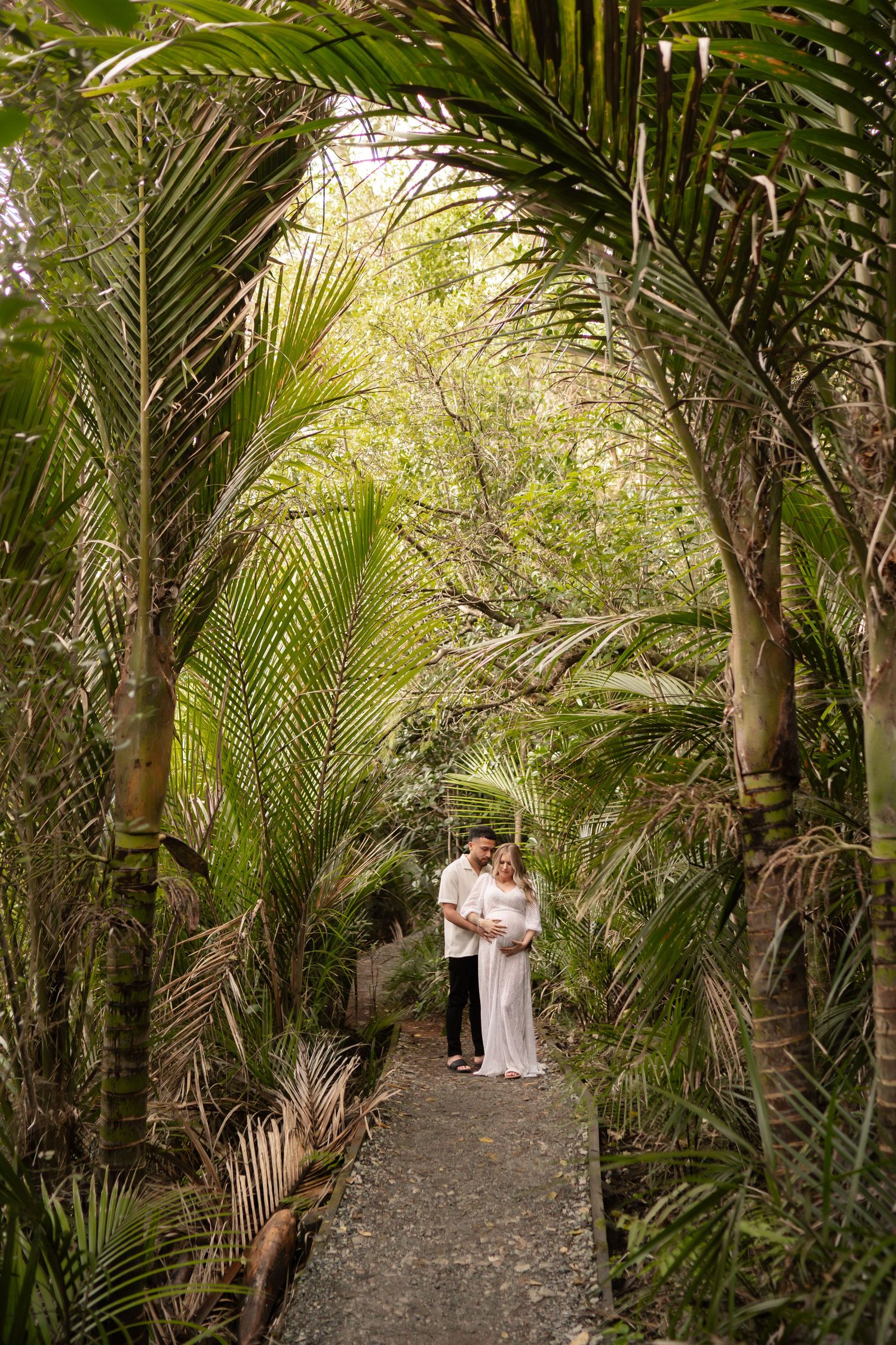 Natural light maternity session in an Auckland forest. Captured by Jo Walker, specialist North Shore maternity photographer.