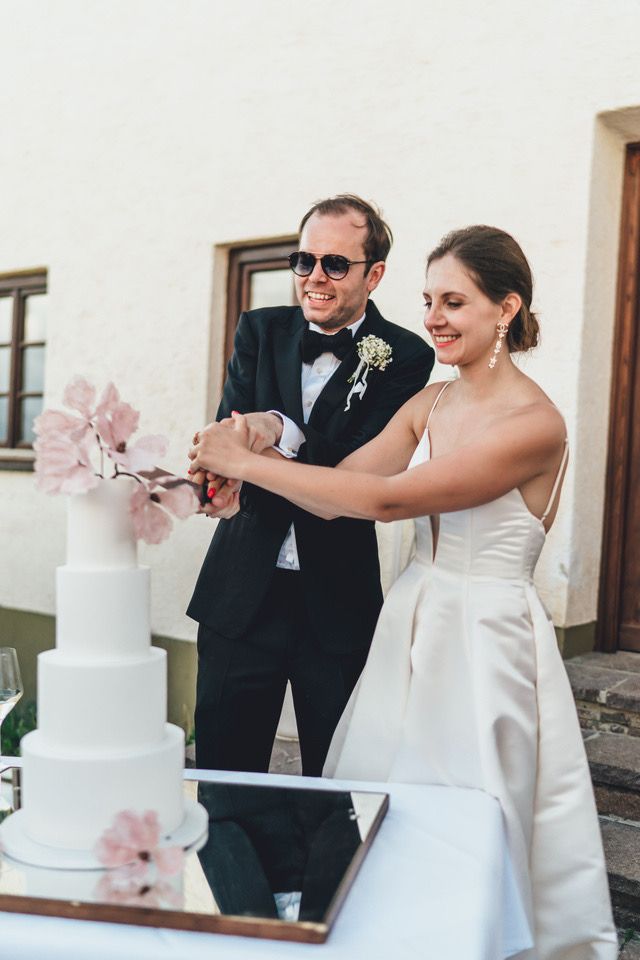 Hochzeitsfotograf Kärnten, Hochzeitsfotografie Österreich, natürliche Hochzeitsreportage, Heiraten am Wörthersee, Almhochzeit, freie Trauung