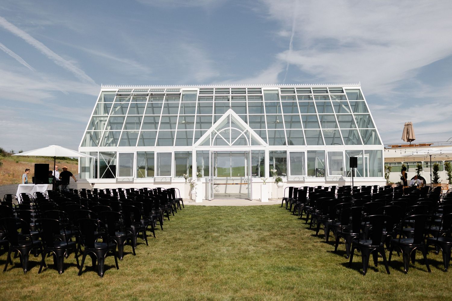 The greenhouse on harvard wedding venue ceremony set up