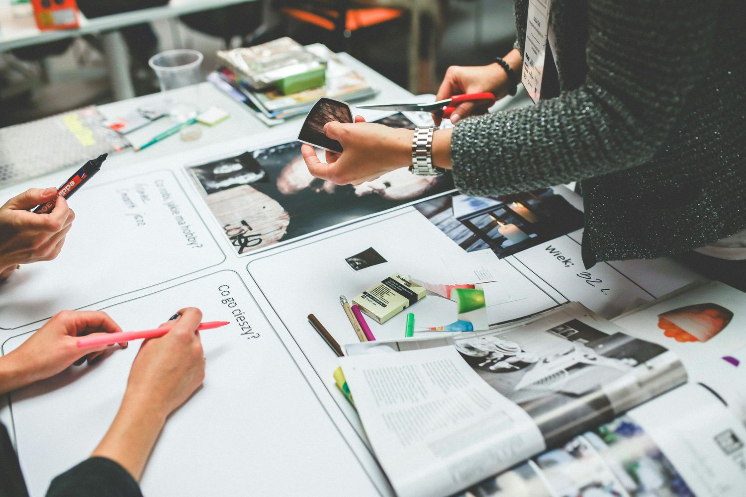 We Build Brands That Lead the Conversation.