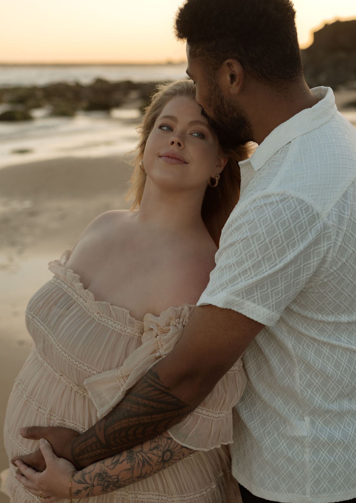 Romantic Couple Maternity Photos