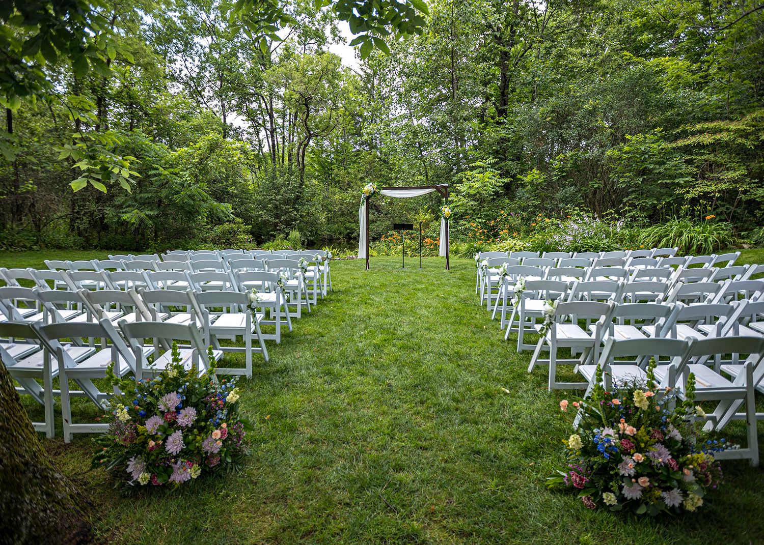 The Mansion of Saratoga wedding, ceremony set up