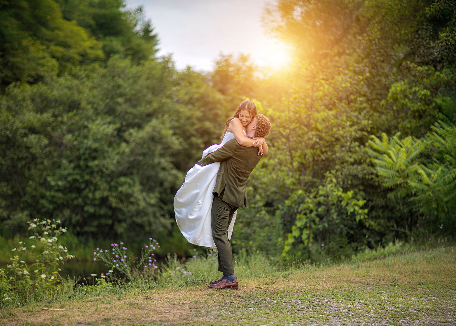 The Mansion of Saratoga wedding, couple at sunset