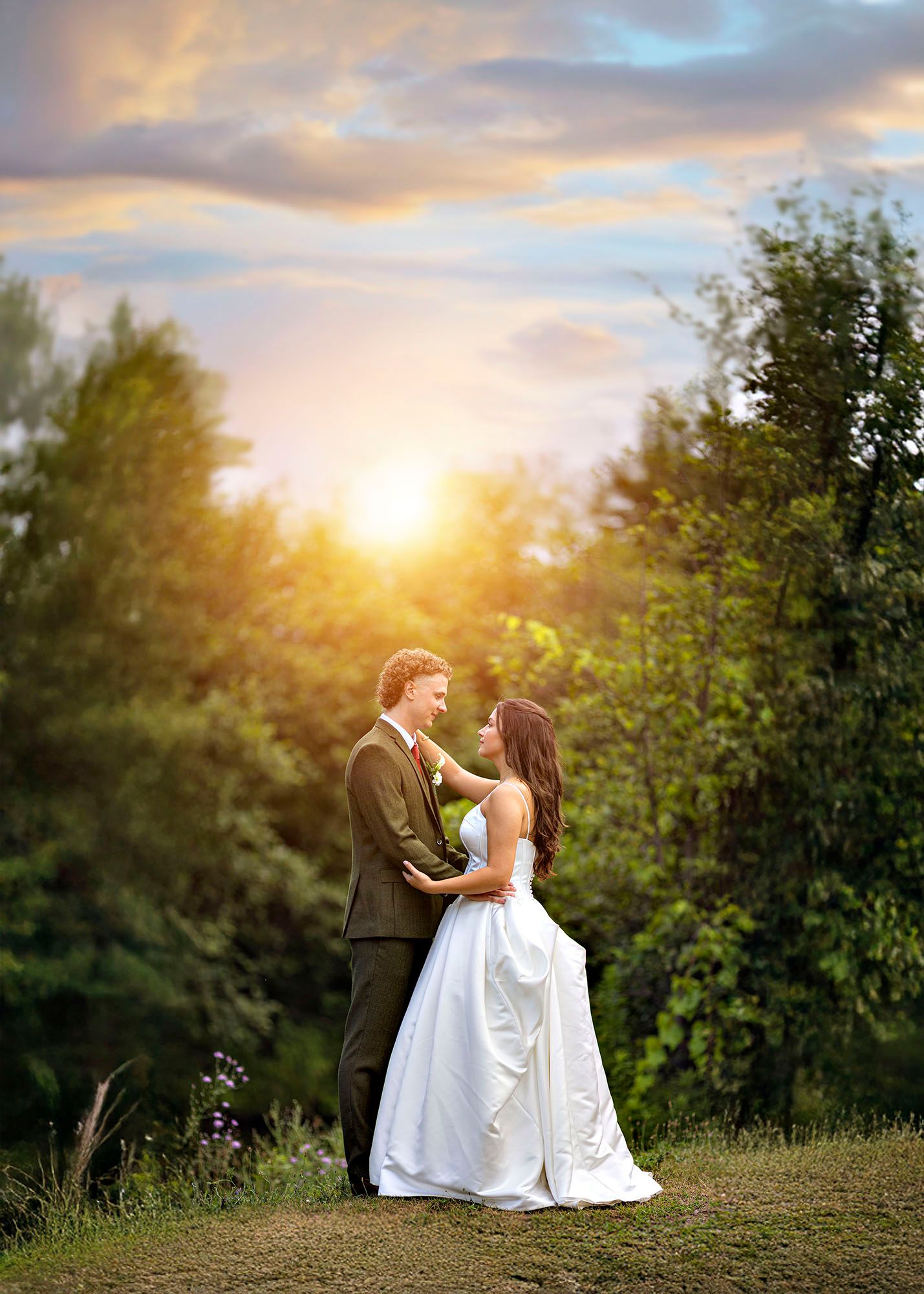 The Mansion of Saratoga wedding, couple at sunset