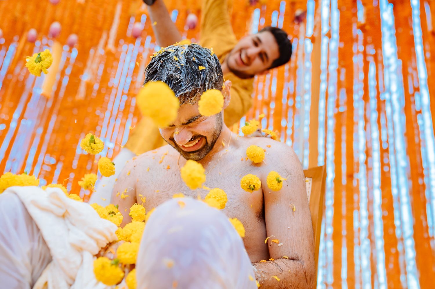 Playful wedding chaos as guests tear Shorye’s kurta at the Haldi at Tivoli Chattarpur