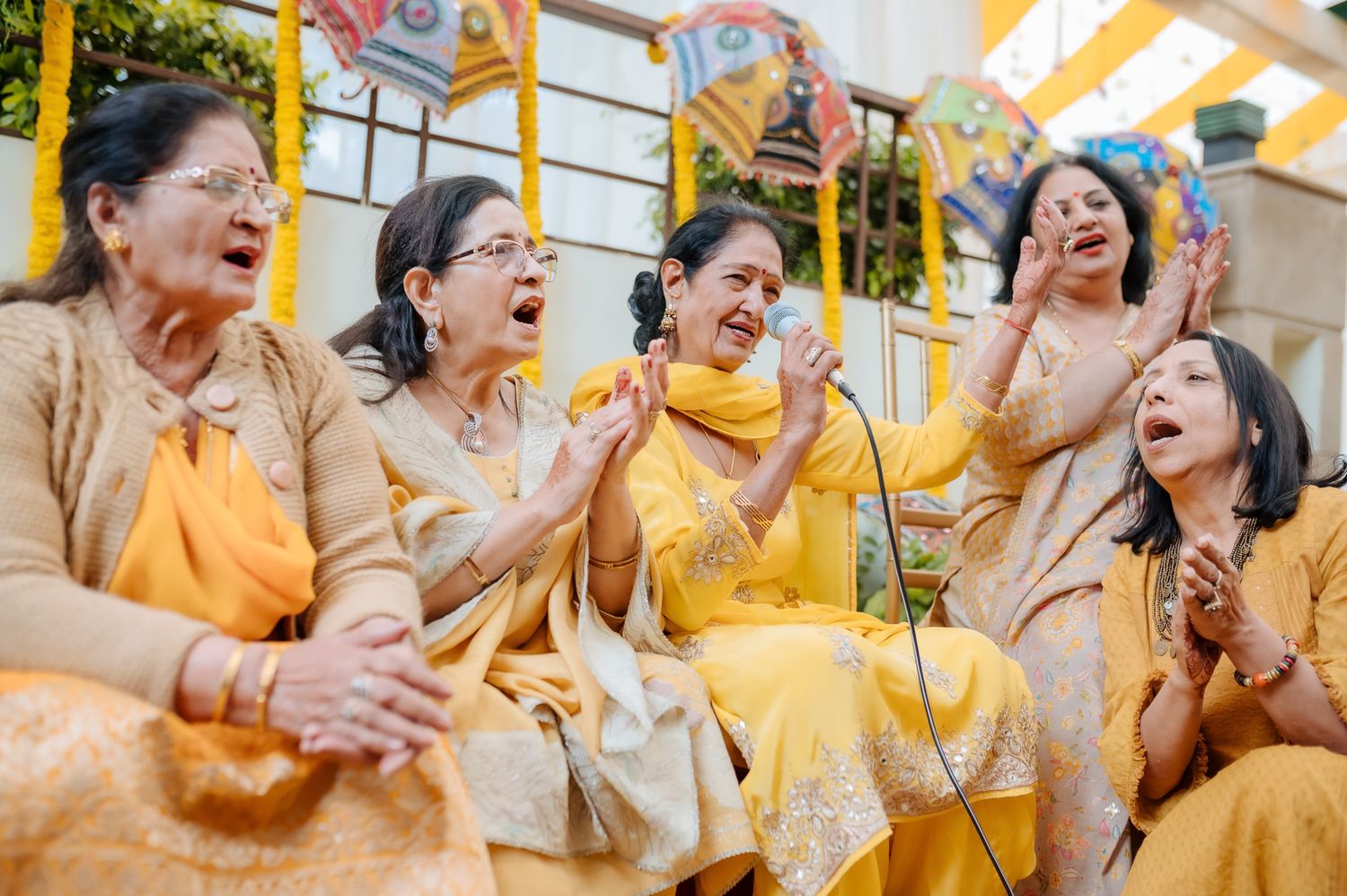 friends and family arriving for the Haldi celebration  for an Indo-Norwegian wedding of Mats and Itisha in Chandigarh