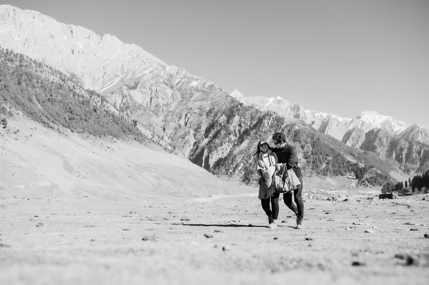 Romantic pre-wedding vows amidst Gulmarg mountains, fine-art editorial photography