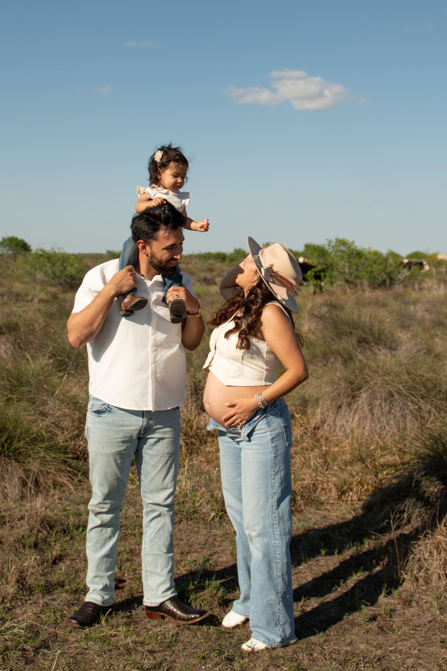 South Texas Coast pregnancy announcement