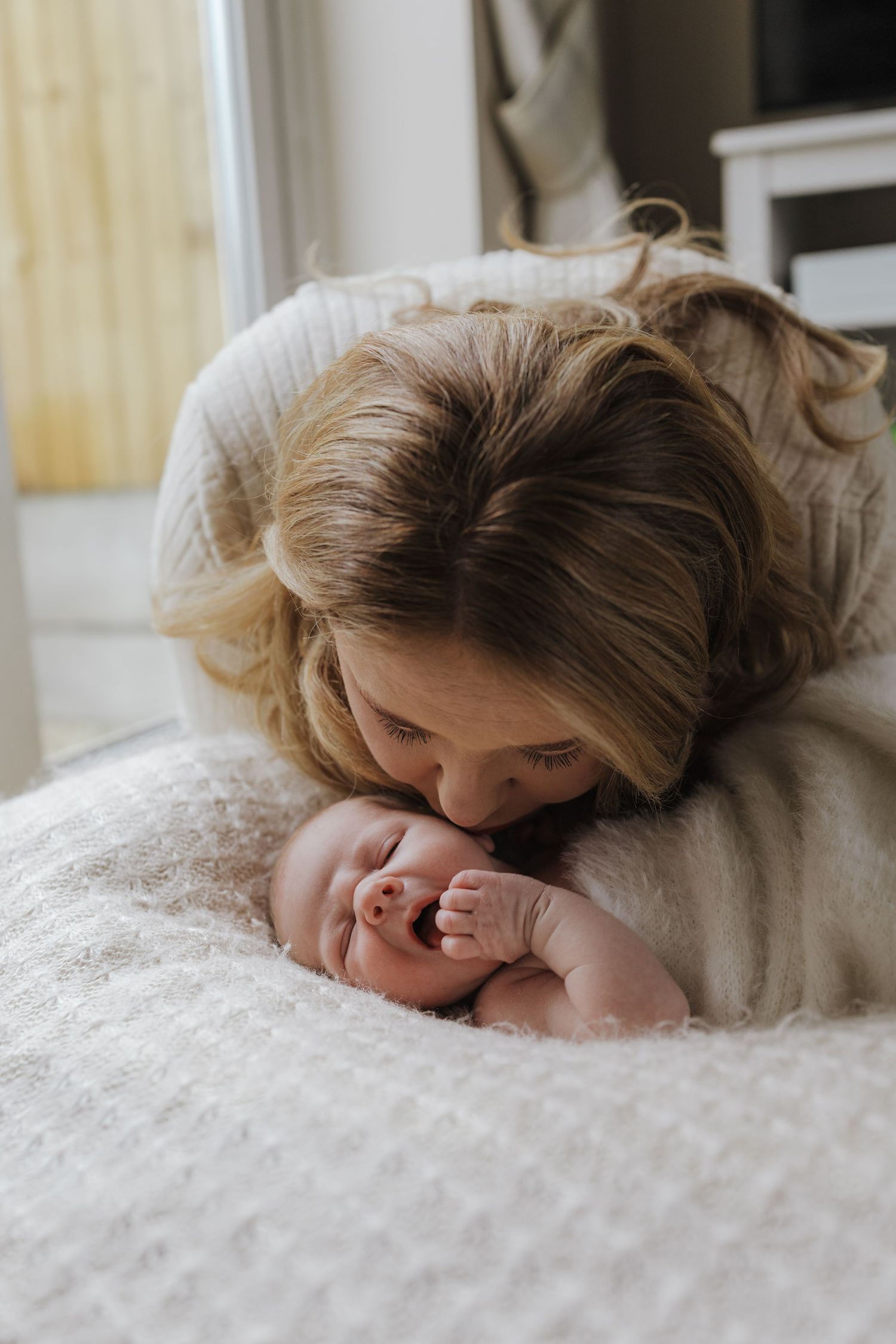 Newborn family photoshoot in Shrewsbury.