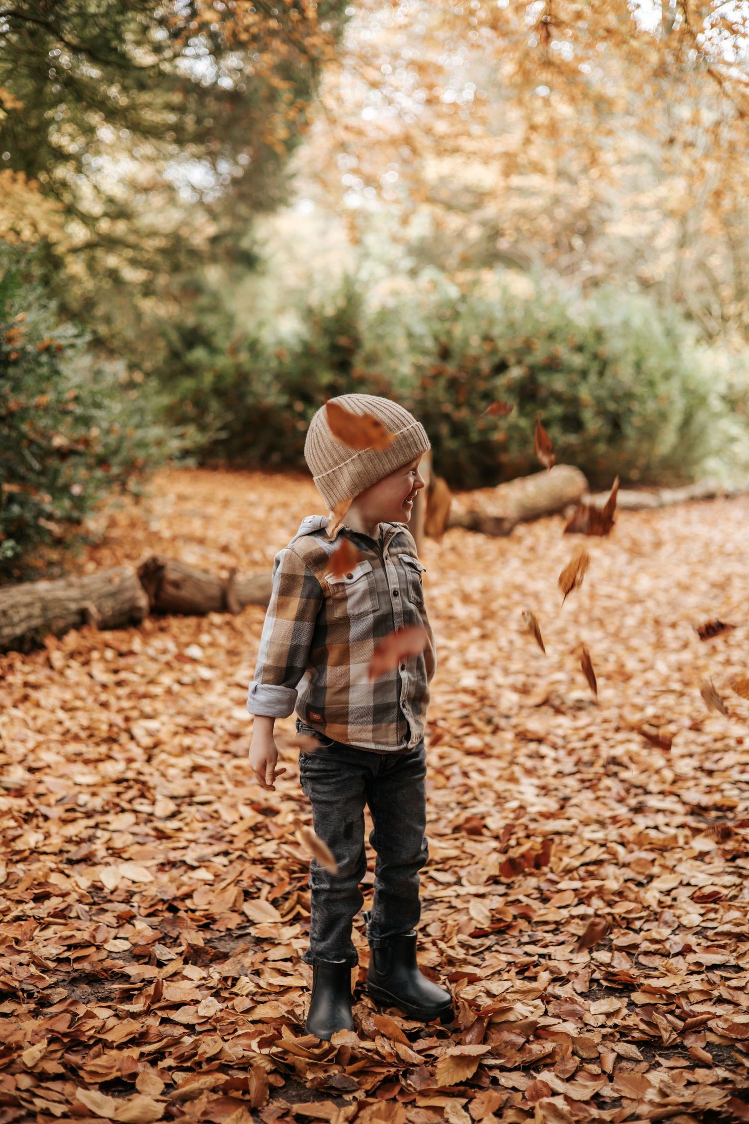 Autumn family photoshoot in Telford, Shropshire