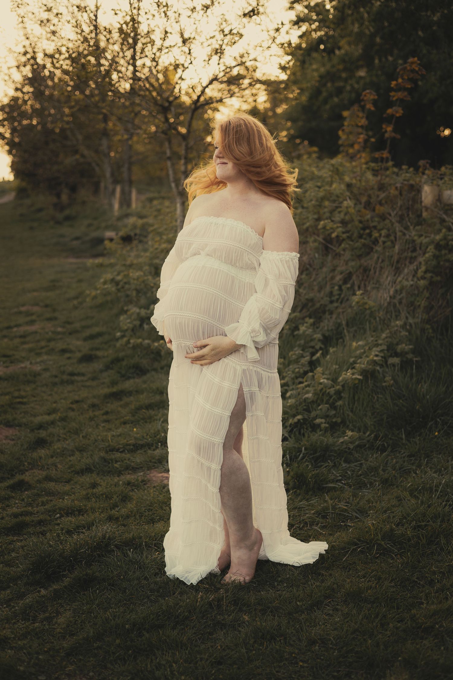 Maternity photoshoot in Shrewsbury