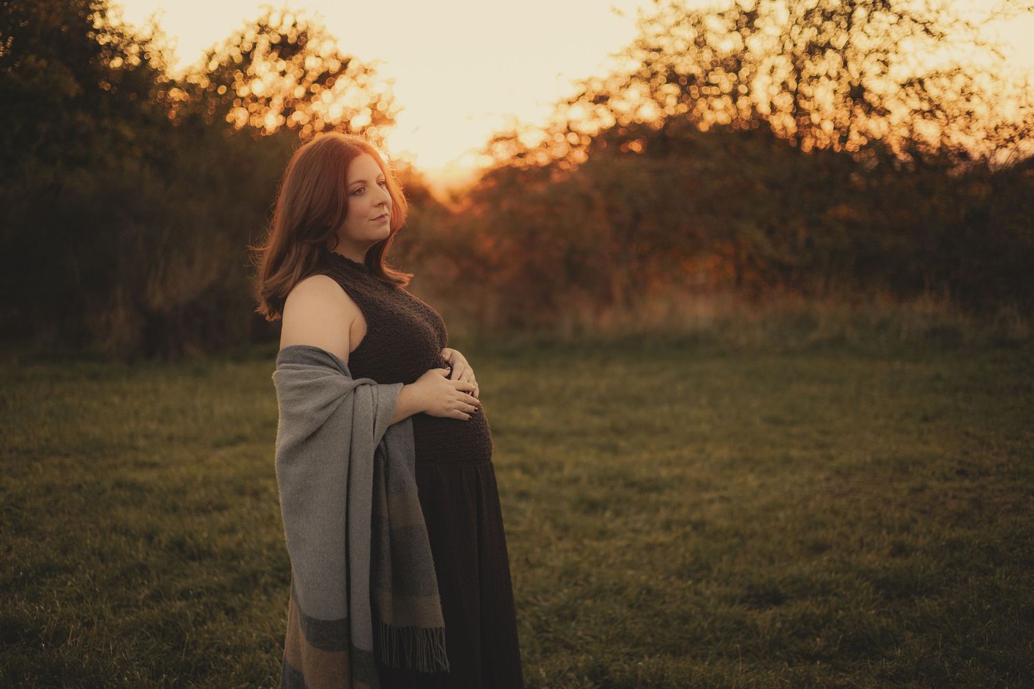 Maternity photoshoot in Telford