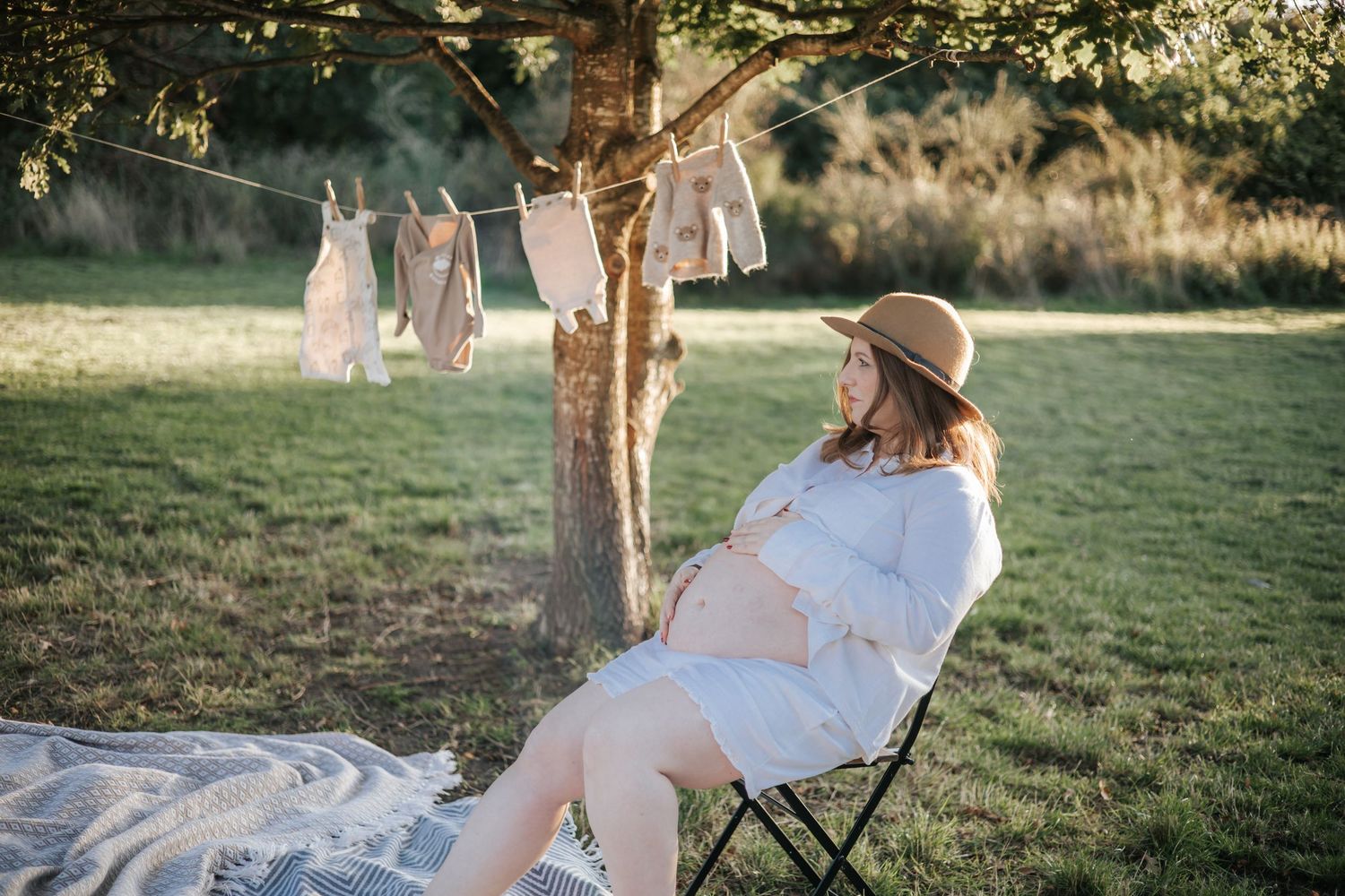 Maternity photoshoot in Telford
