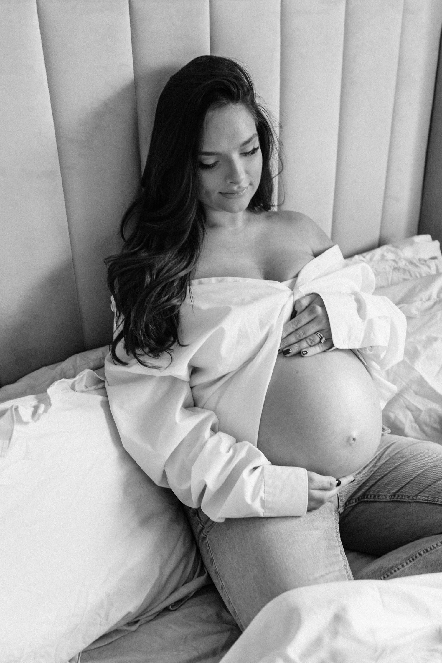 Maternity photoshoot in Telford, Shropshire