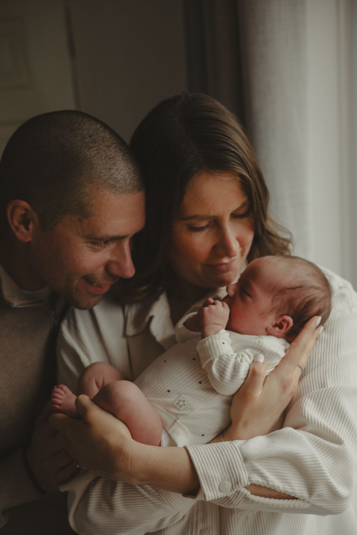 Family newborn photoshoot in Telford.