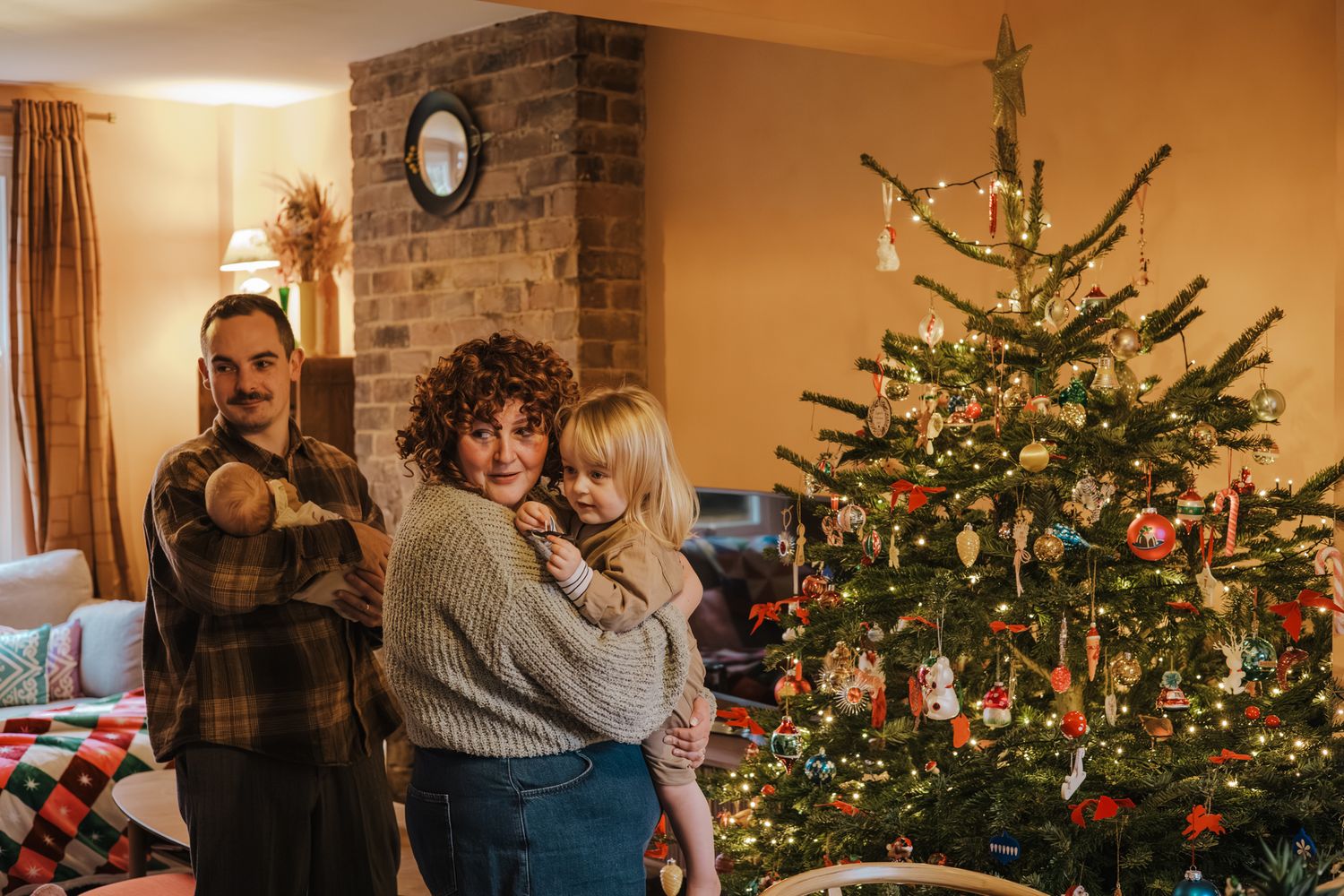 Family Christmas photoshoot in Telford, Shropshire