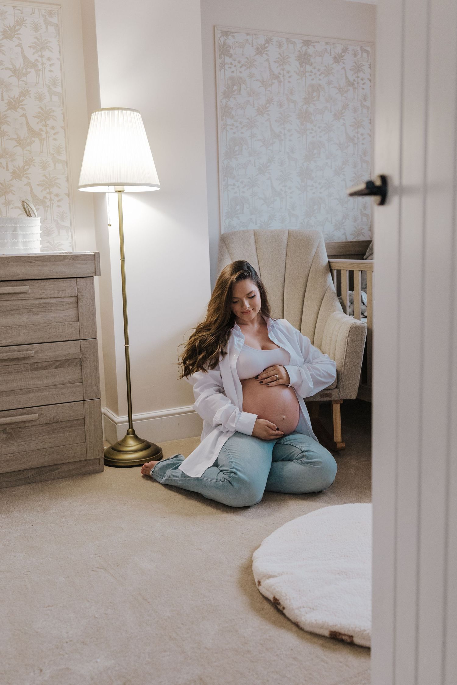 Maternity photoshoot in Telford, Shropshire