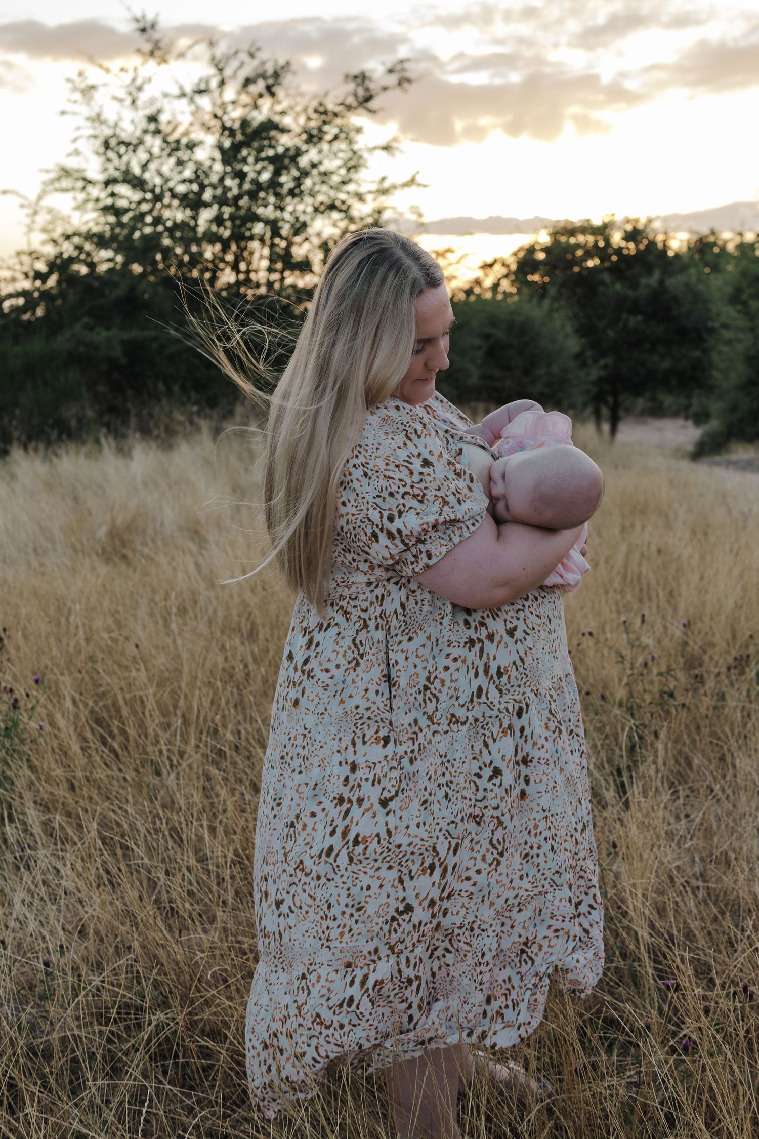 Breastfeeding photoshoot in Telford, Shropshire