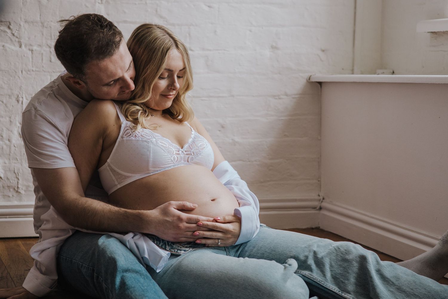 Maternity photoshoot in Telford