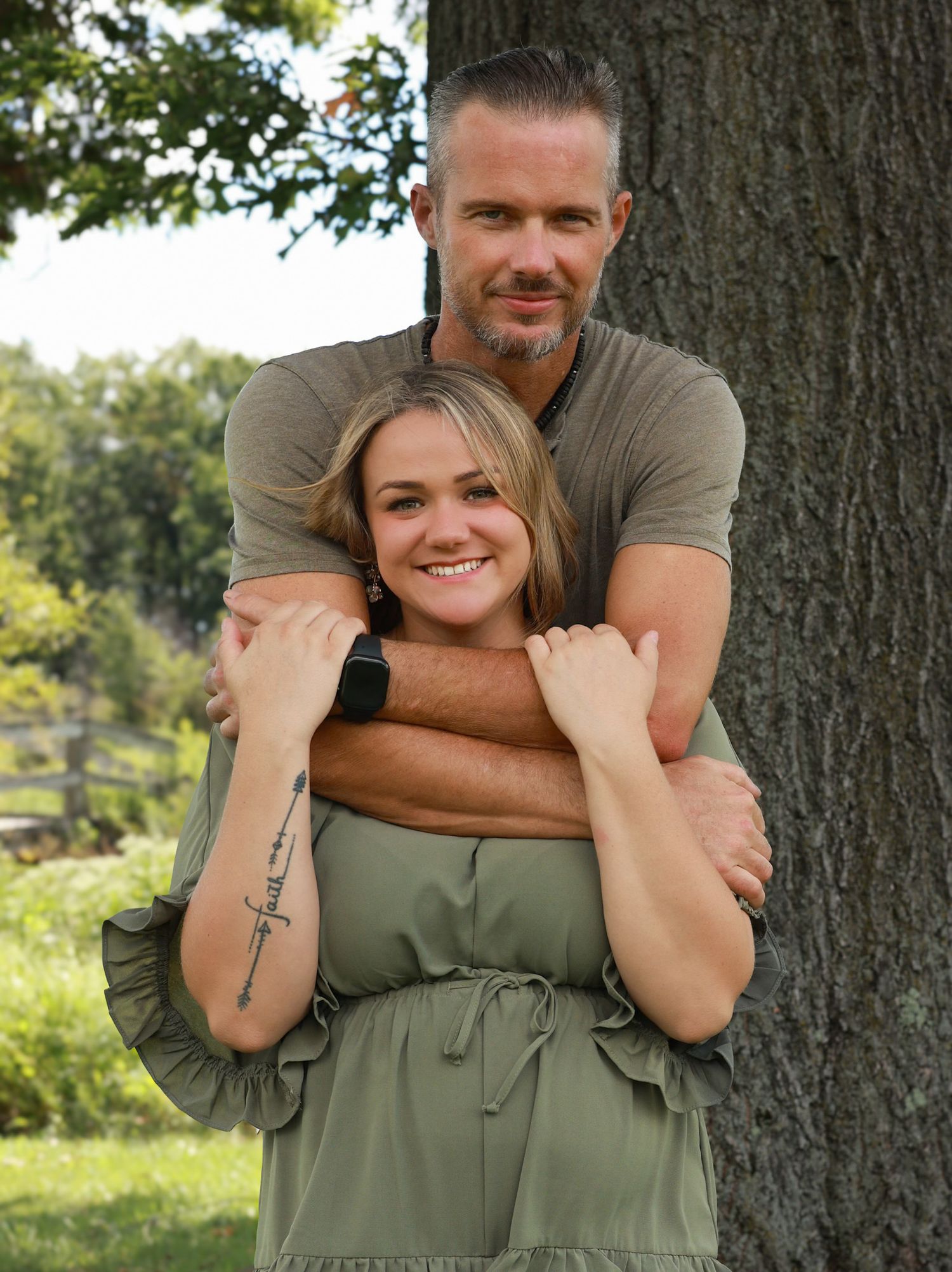oak ridge savannah trail Griffith Indiana extended family photos photography picture couple