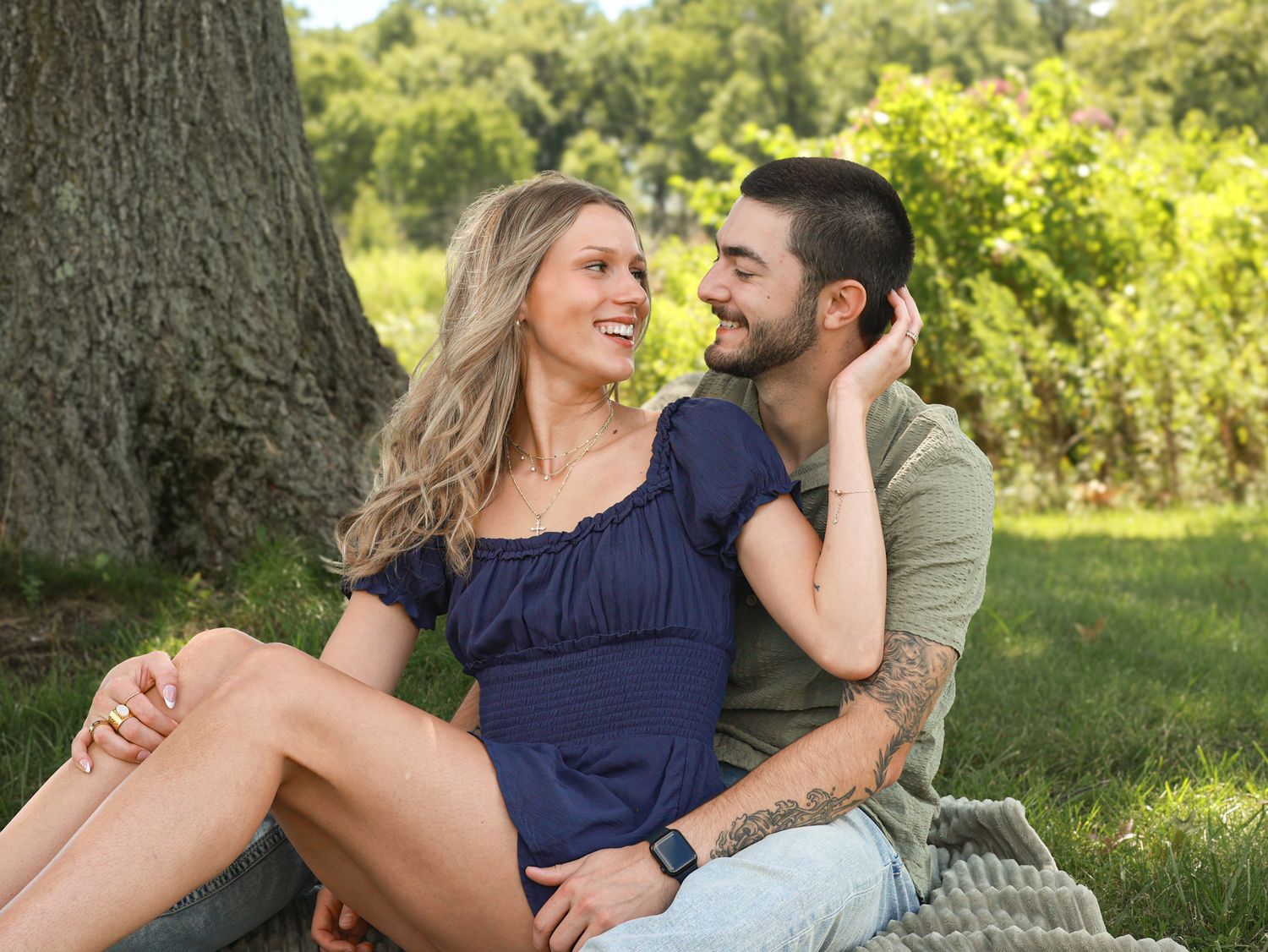 oak ridge savannah trail Griffith Indiana extended family photos photography picture couple