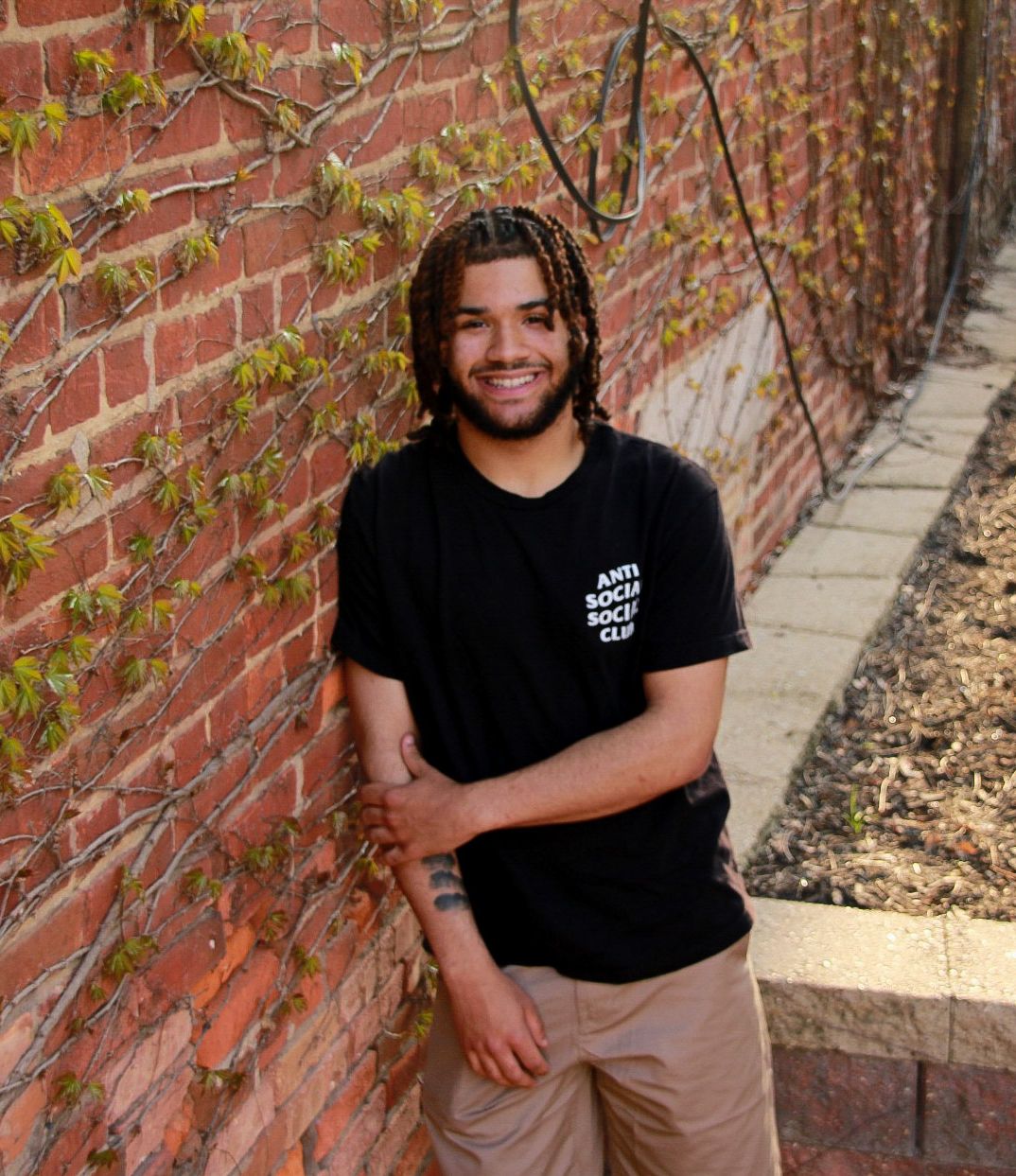 senior 2025 portrait on the square in crown point Indiana