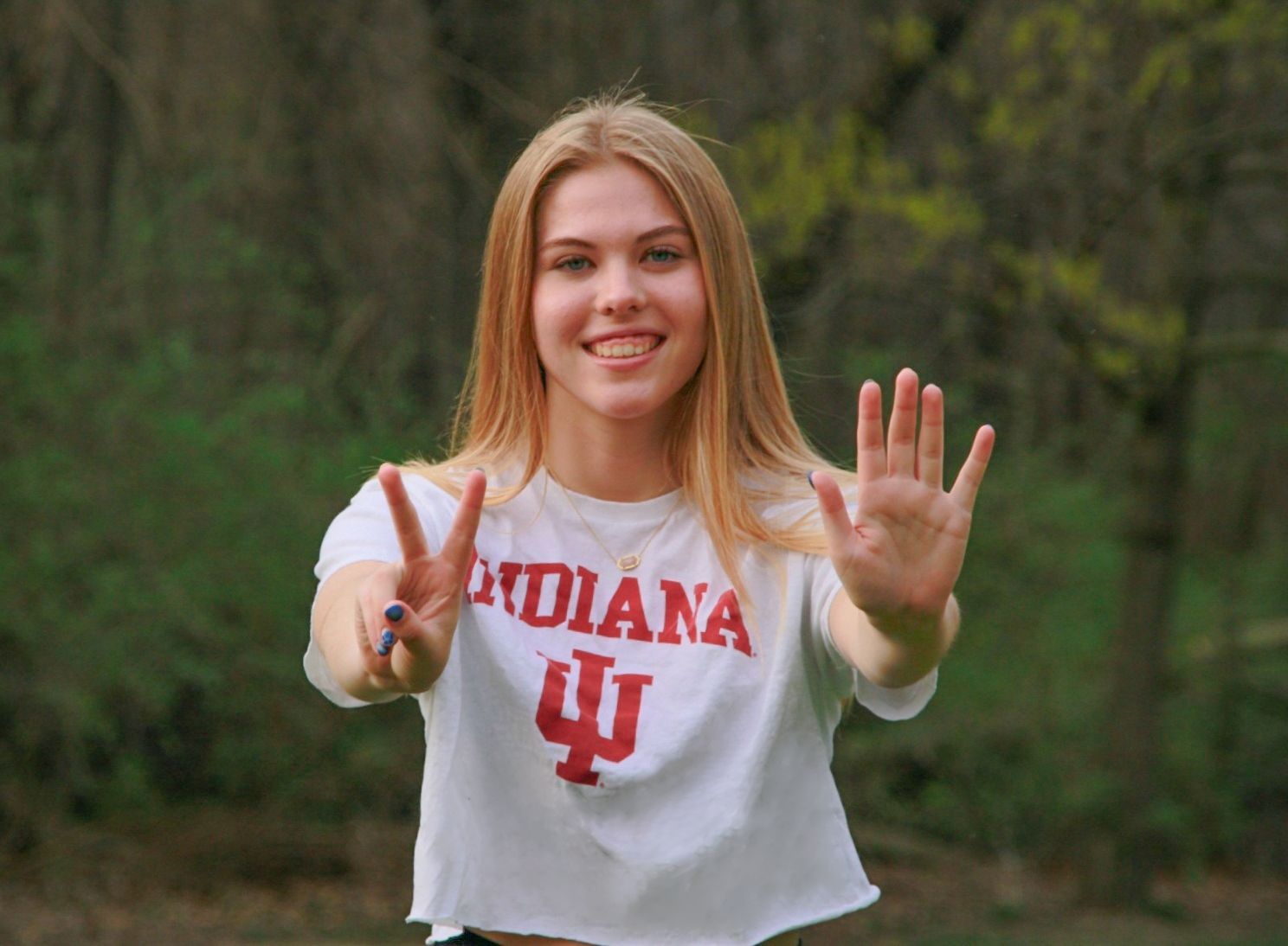 senior 2025 portrait at Deep River County Park